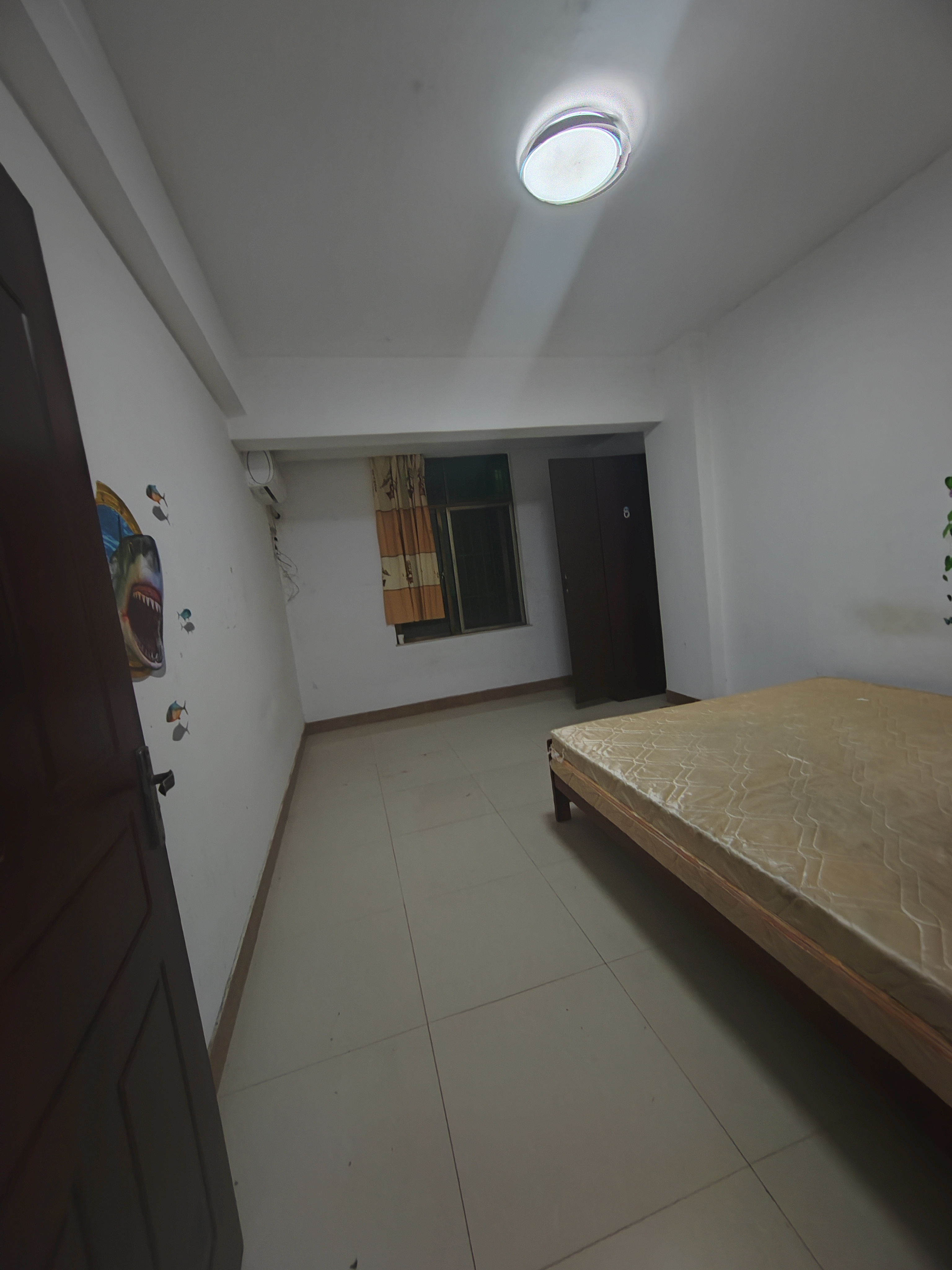 博南苑一期  3室2厅2卫    2300.0元/月 博南苑一期  3室2厅2卫    2300.0元/月室内图