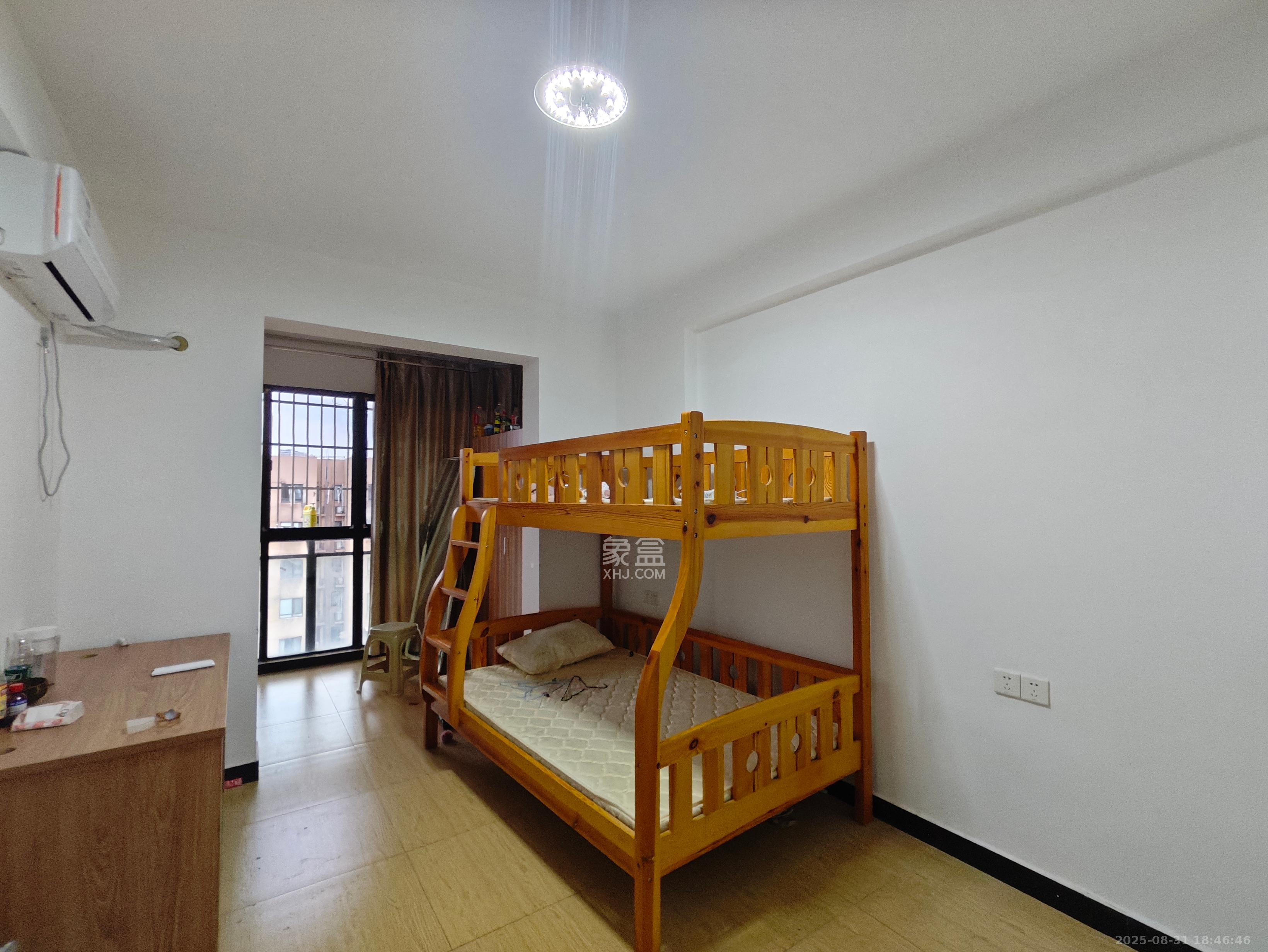 长大卧琥  3室2厅2卫    2800.0元/月 长大卧琥  3室2厅2卫    2800.0元/月室内图