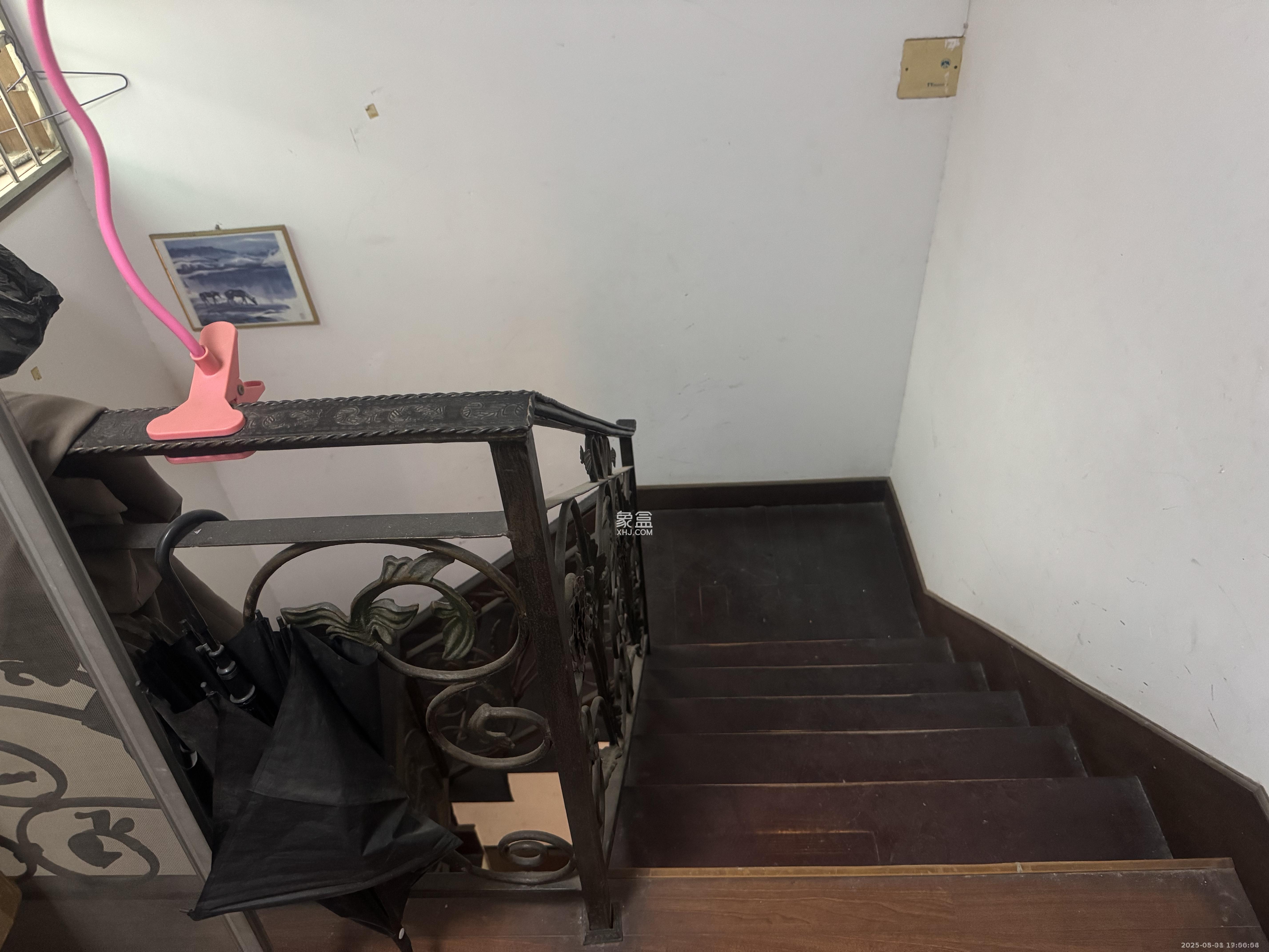 新星小区  3室2厅2卫    2200.0元/月 新星小区  3室2厅2卫    2200.0元/月室内图