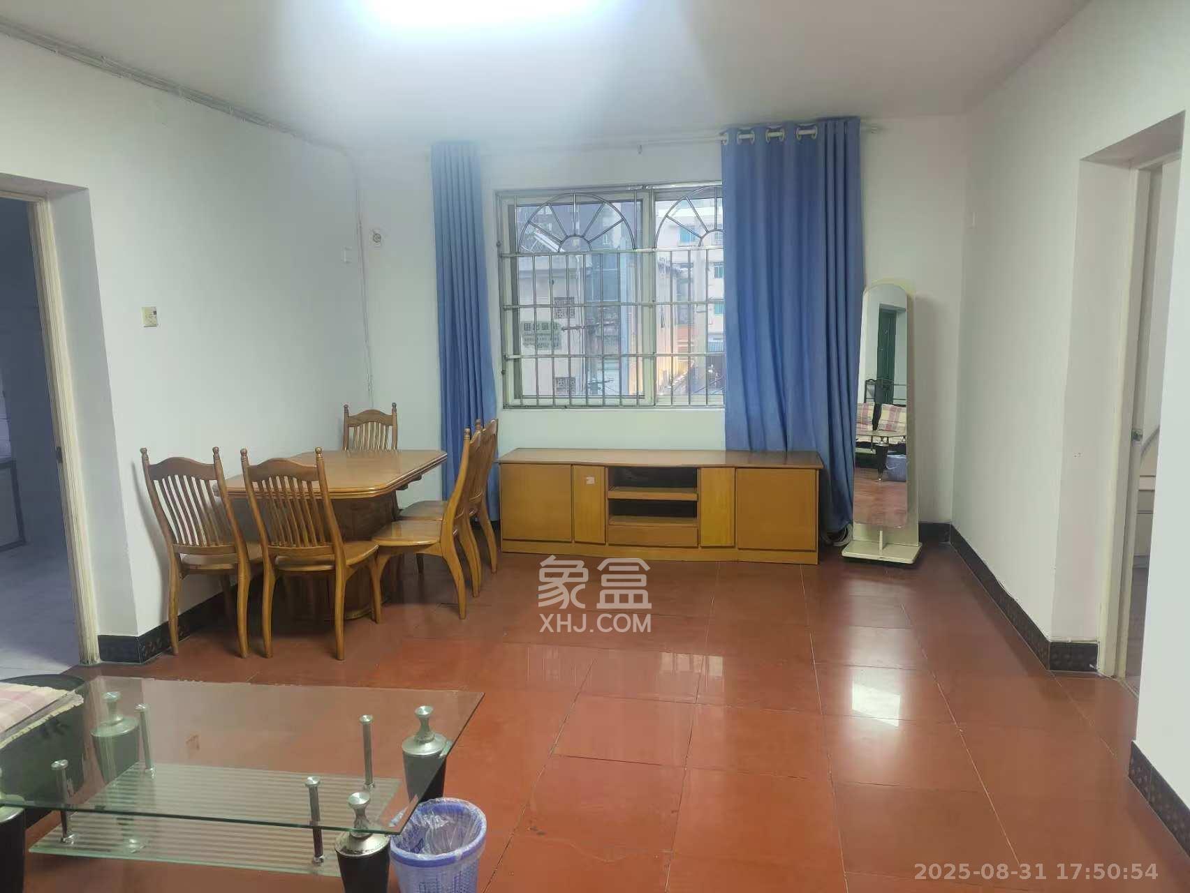 化工运输车队宿舍 2室1厅1卫 1500.0元/月 化工运输车队宿舍 2室1厅1卫 1500.0元/月室内图