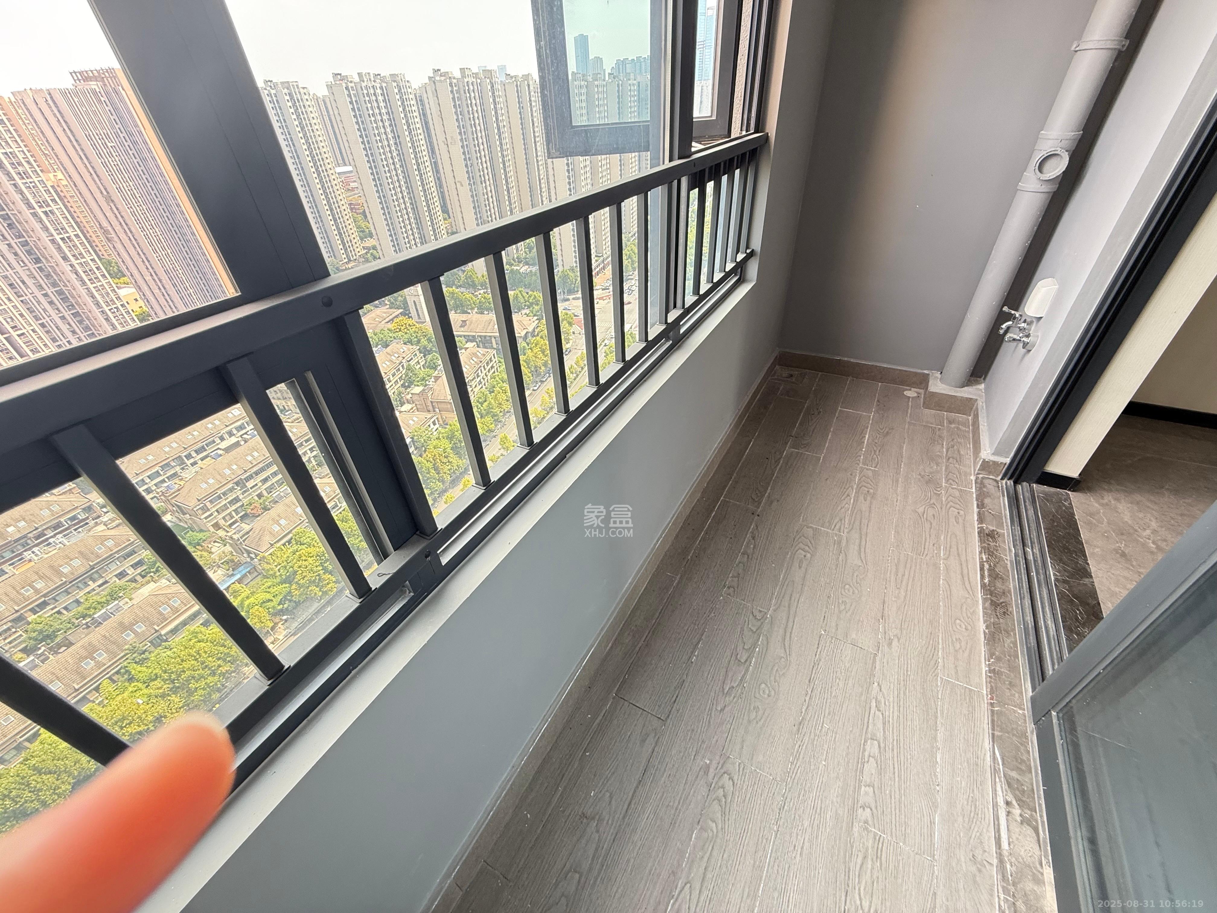 中海阅溪府  4室2厅2卫    3300.0元/月 中海阅溪府  4室2厅2卫    3300.0元/月室内图