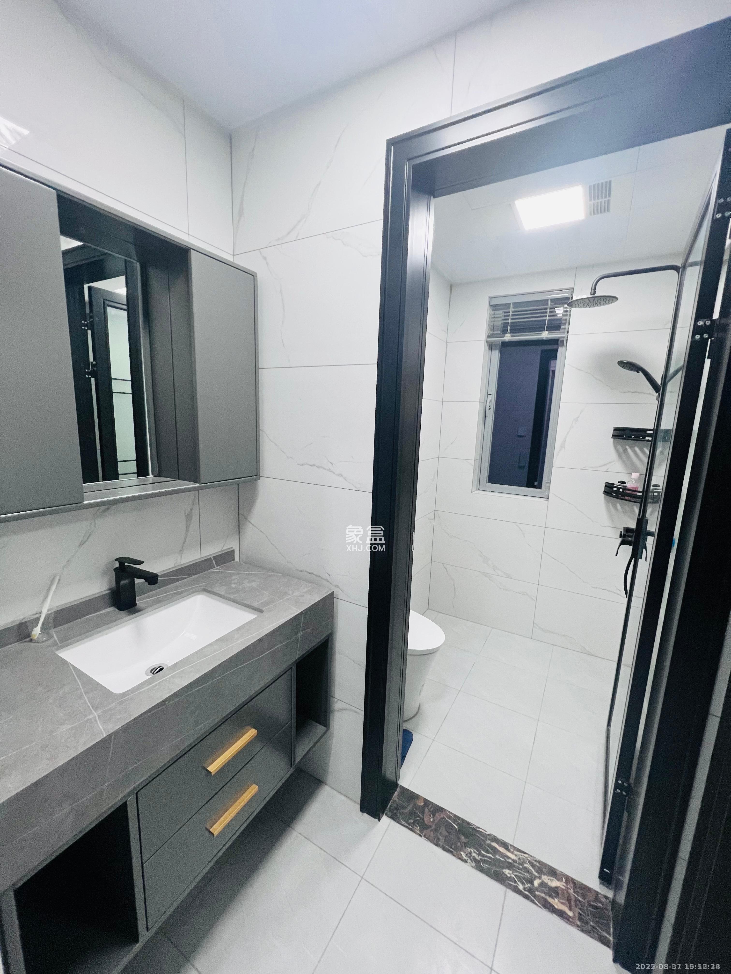 保利天禧D区 2室2厅1卫 4100.0元/月 保利天禧D区 2室2厅1卫 4100.0元/月室内图