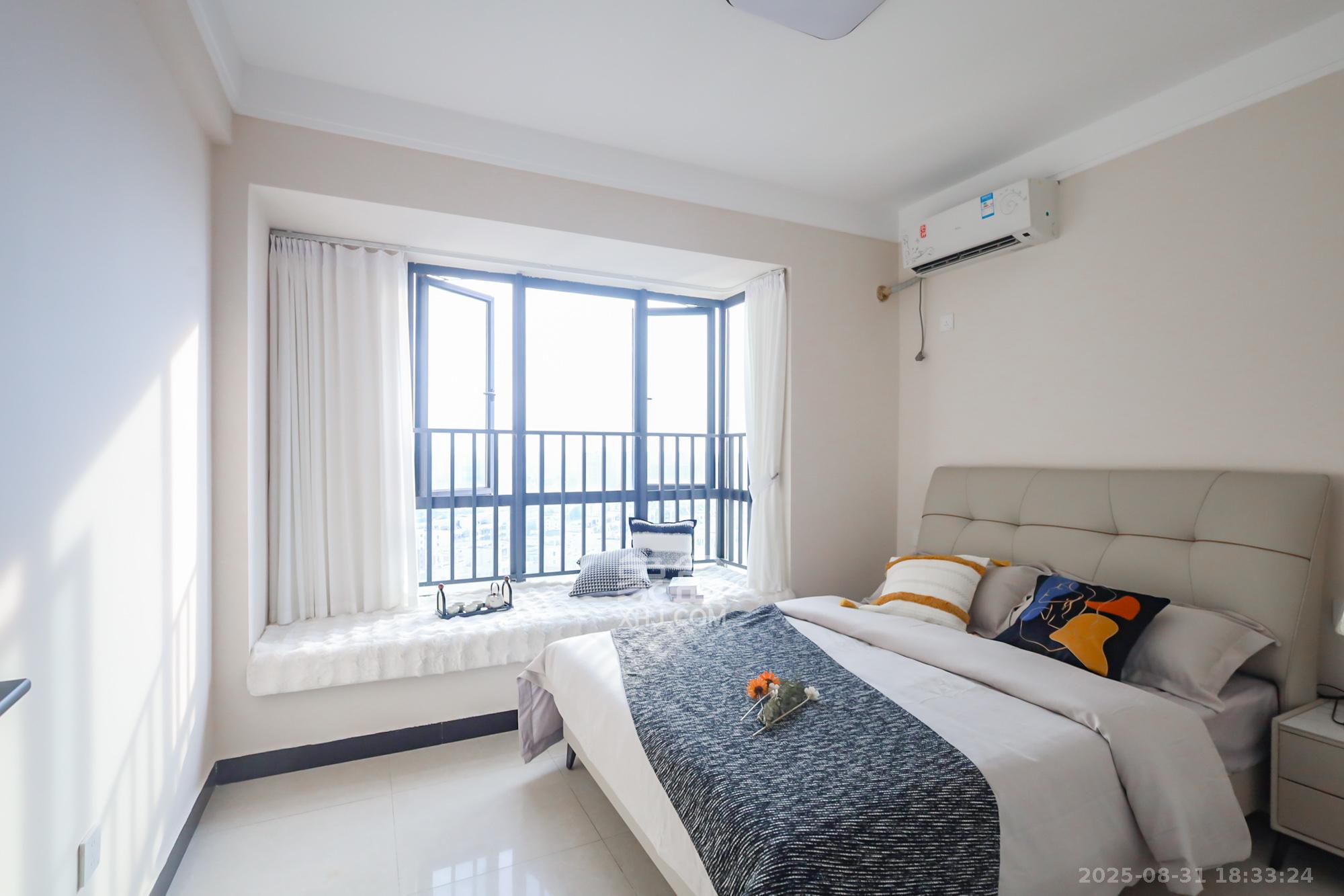 兰亭都荟(璟峰苑) 3室2厅2卫 128.0万 兰亭都荟(璟峰苑) 3室2厅2卫 128.0万卧室