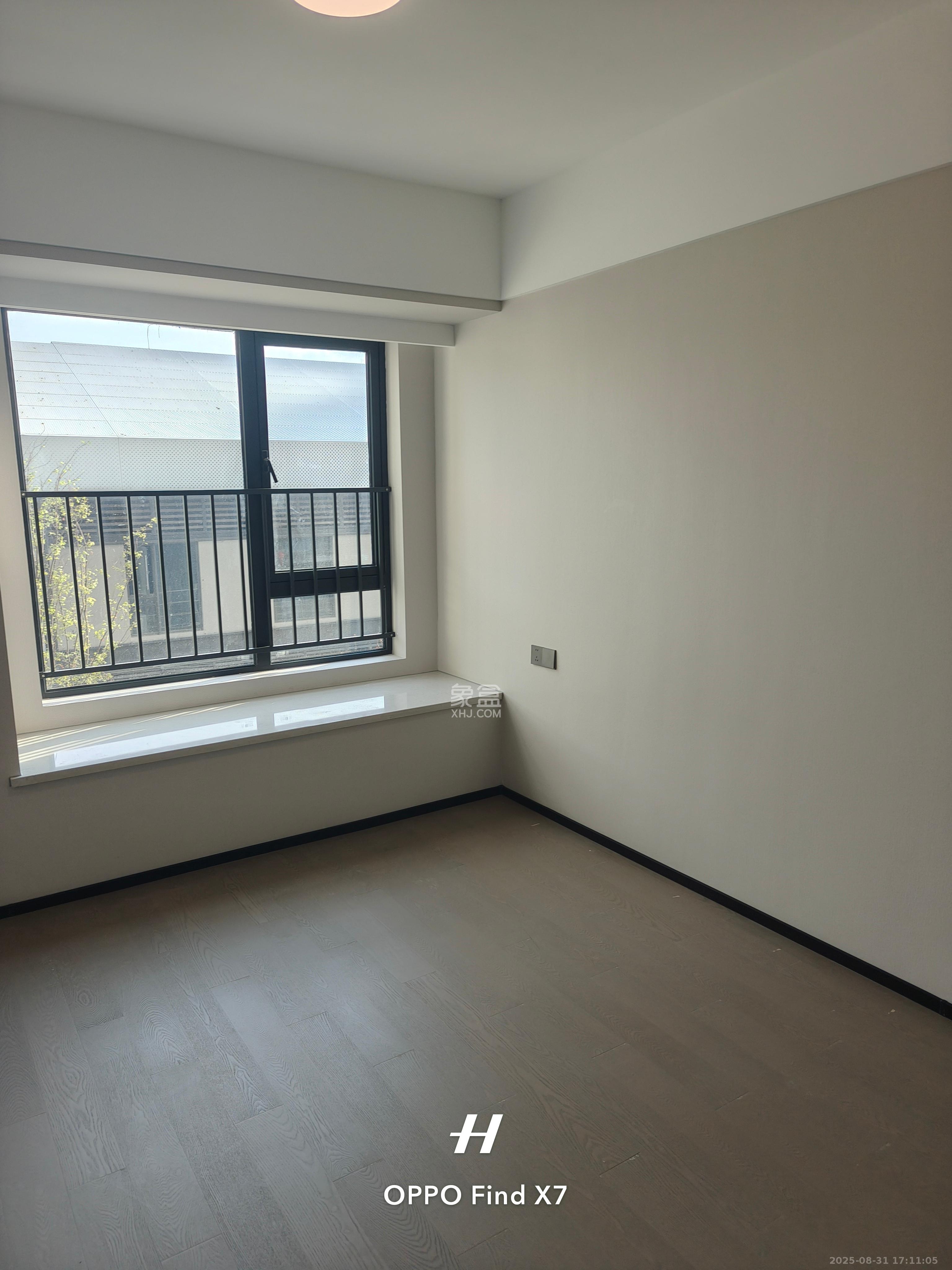 轨道万科璞悦湾  3室2厅2卫    4500.0元/月 轨道万科璞悦湾  3室2厅2卫    4500.0元/月室内图