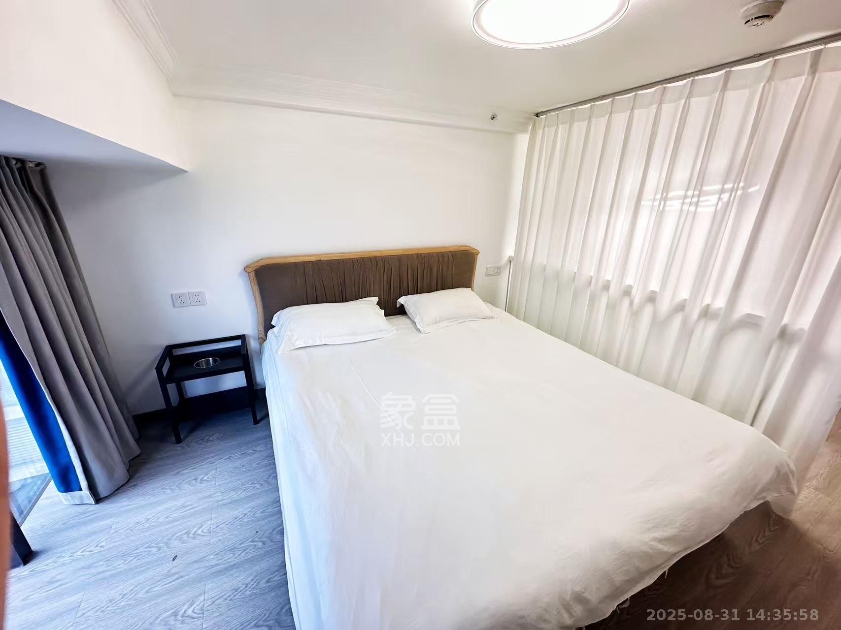 龙湖铂金岛  2室1厅1卫   2250.00元/月室内图