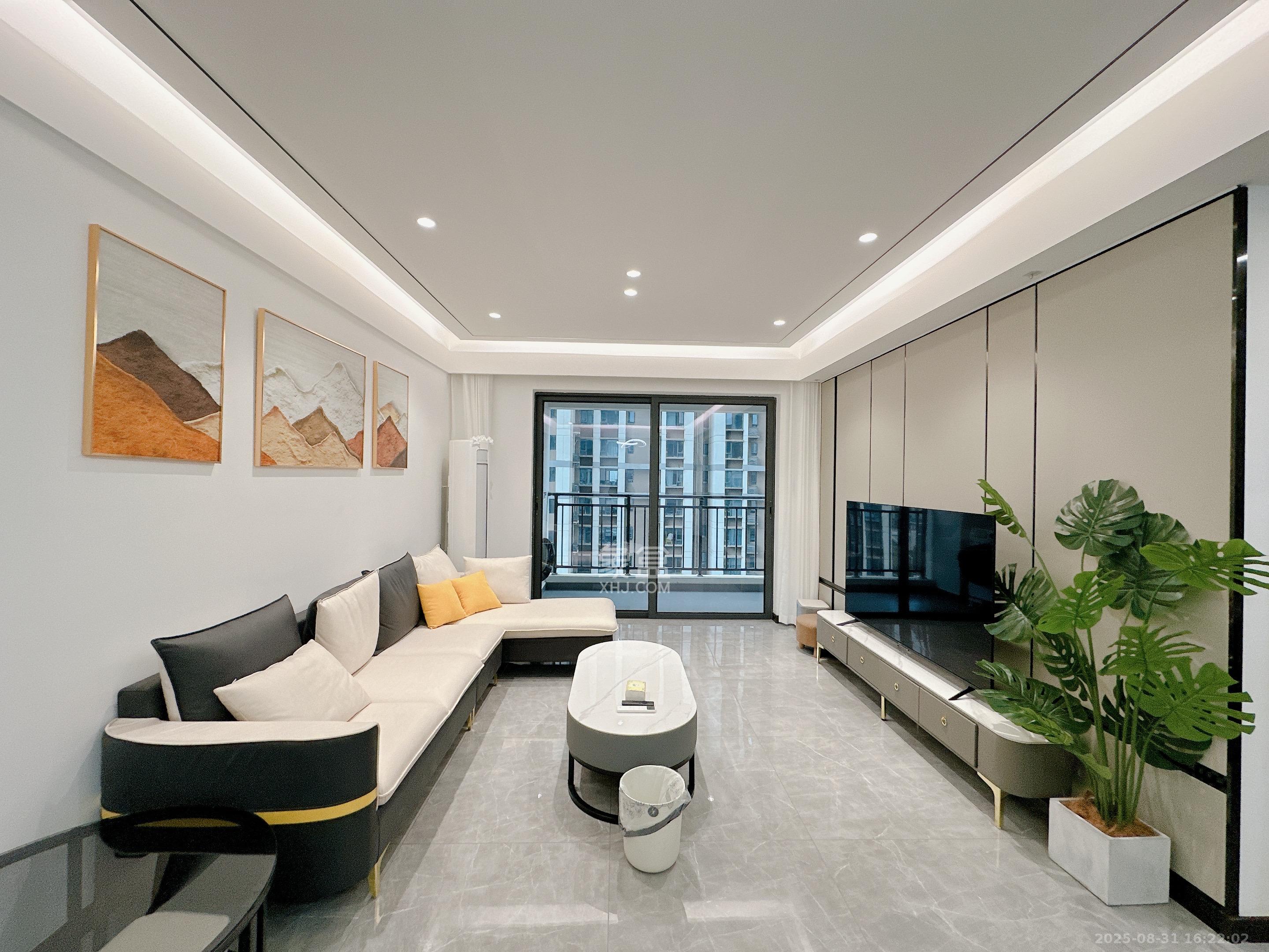 卓越中寰 3室2厅2卫 4380.0元/月 卓越中寰 3室2厅2卫 4380.0元/月室内图