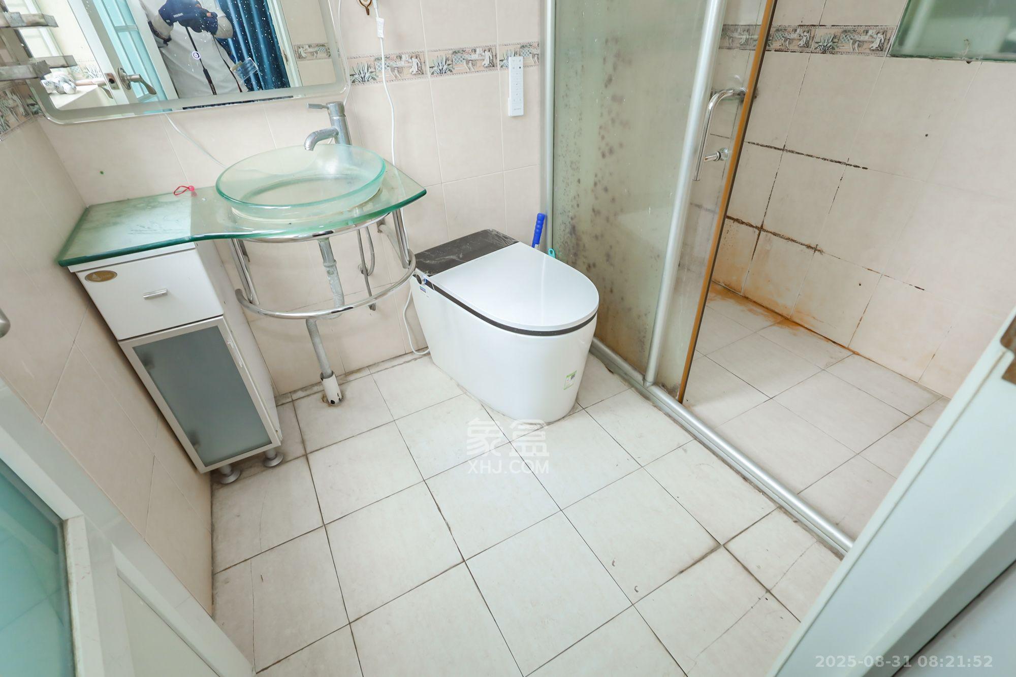 沁园春 3室2厅2卫 3200.0元/月 沁园春 3室2厅2卫 3200.0元/月室内图