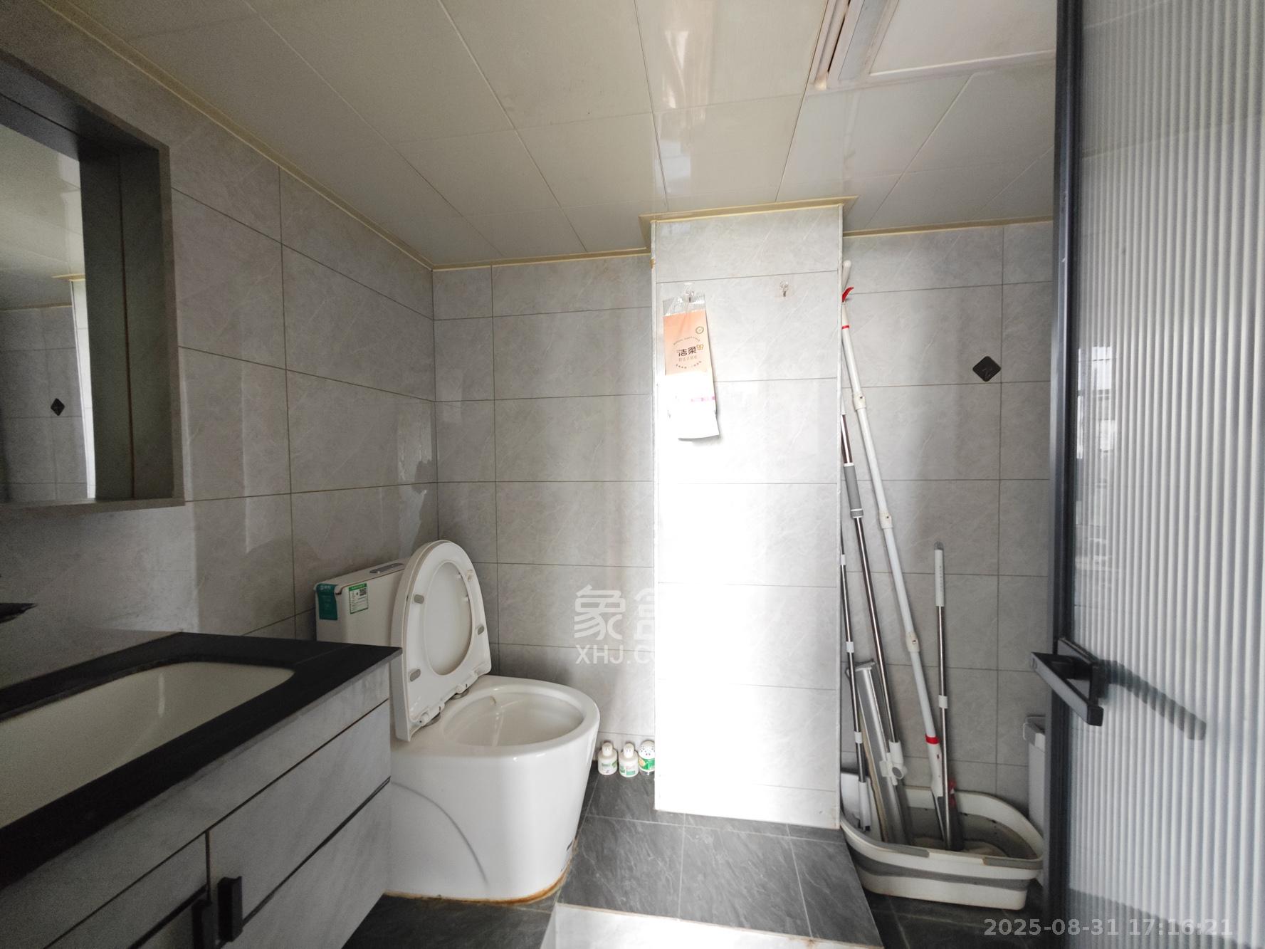 湘水郡(兴旺小爱同学)  2室1厅1卫    32.0万 湘水郡(兴旺小爱同学)  2室1厅1卫    32.0万其他