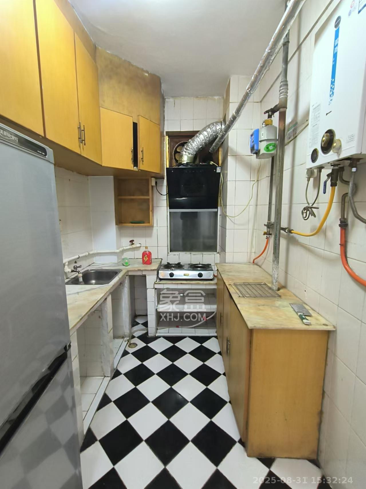 湘农大厦 1室1厅1卫 1700.0元/月 湘农大厦 1室1厅1卫 1700.0元/月室内图