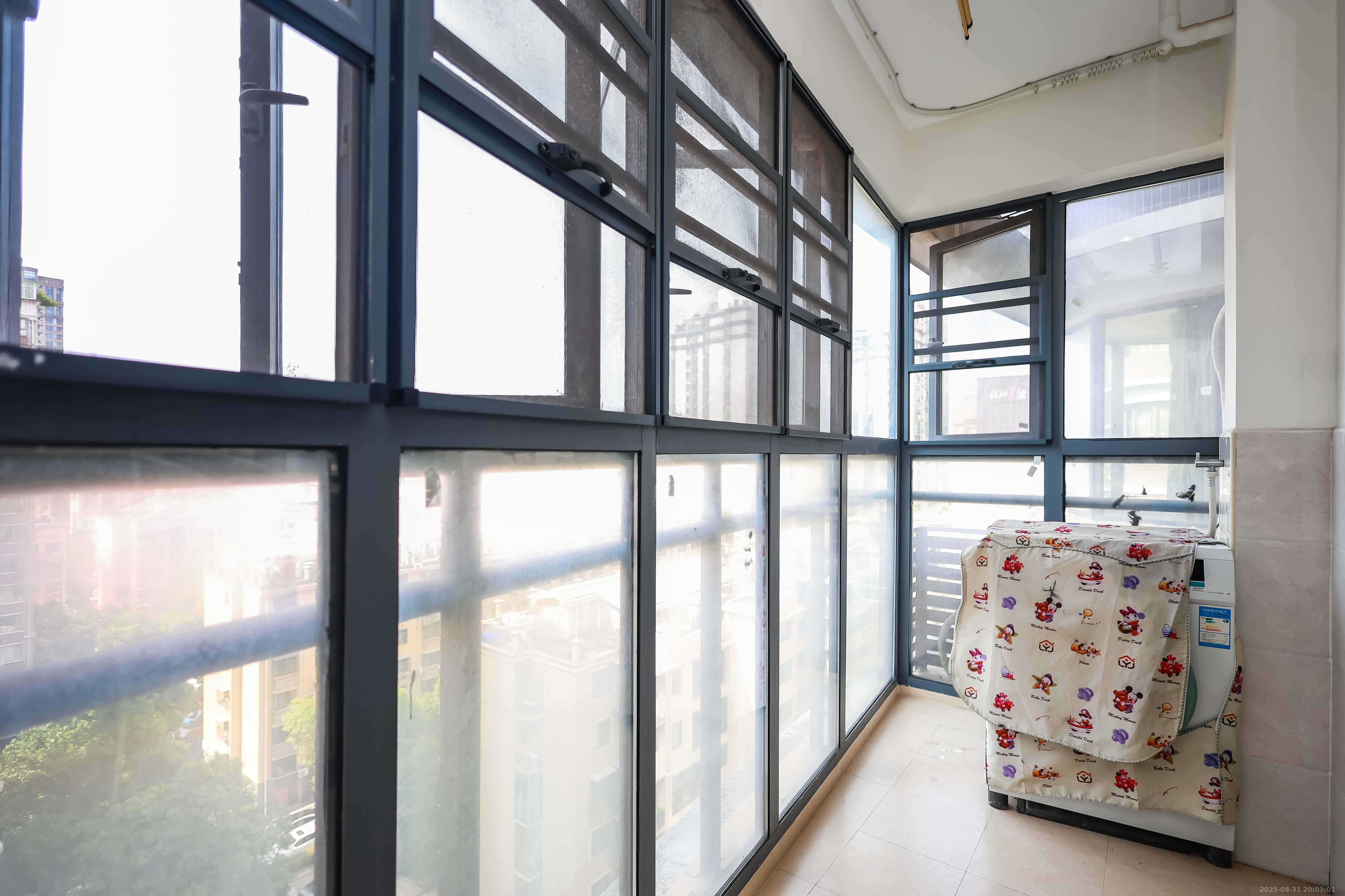 西城龙庭  3室2厅2卫    109.0万 西城龙庭  3室2厅2卫    109.0万阳台