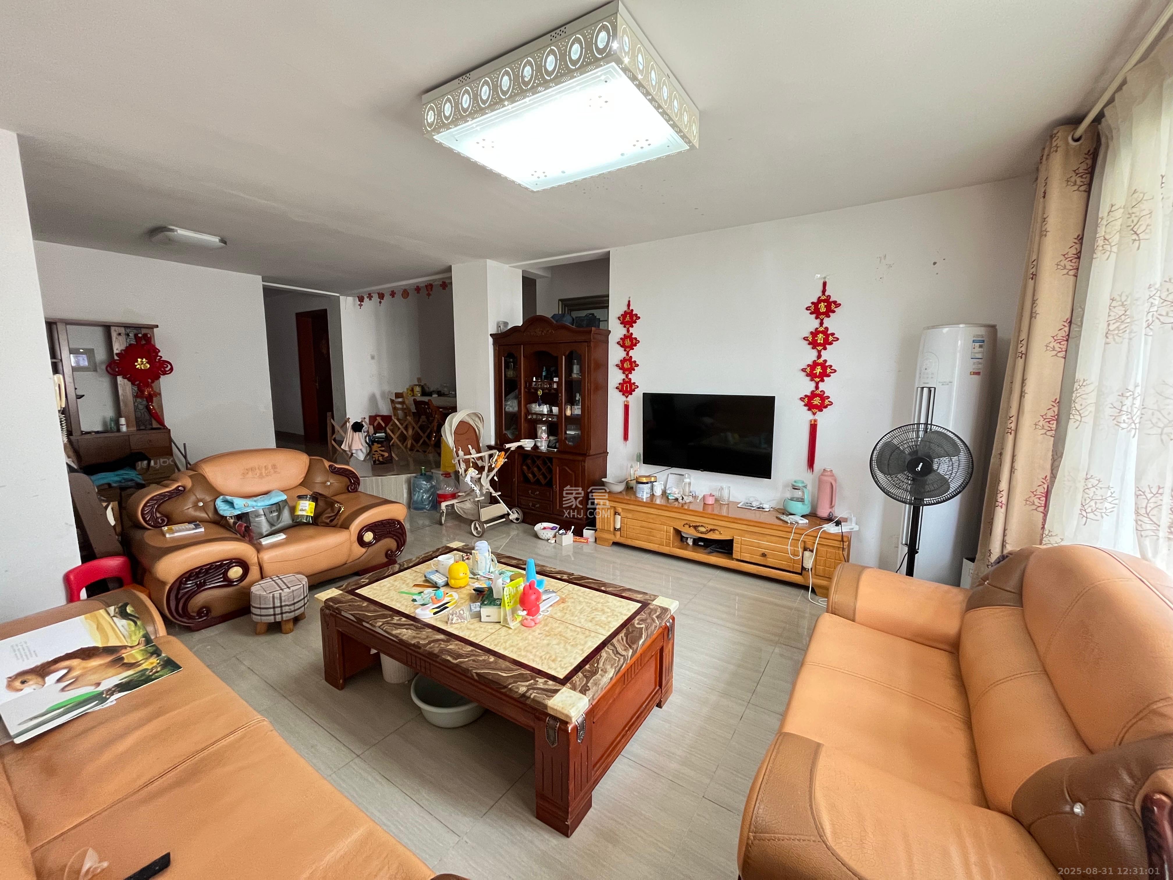 中江国际花城 3室2厅1卫 3400.0元/月 中江国际花城 3室2厅1卫 3400.0元/月室内图