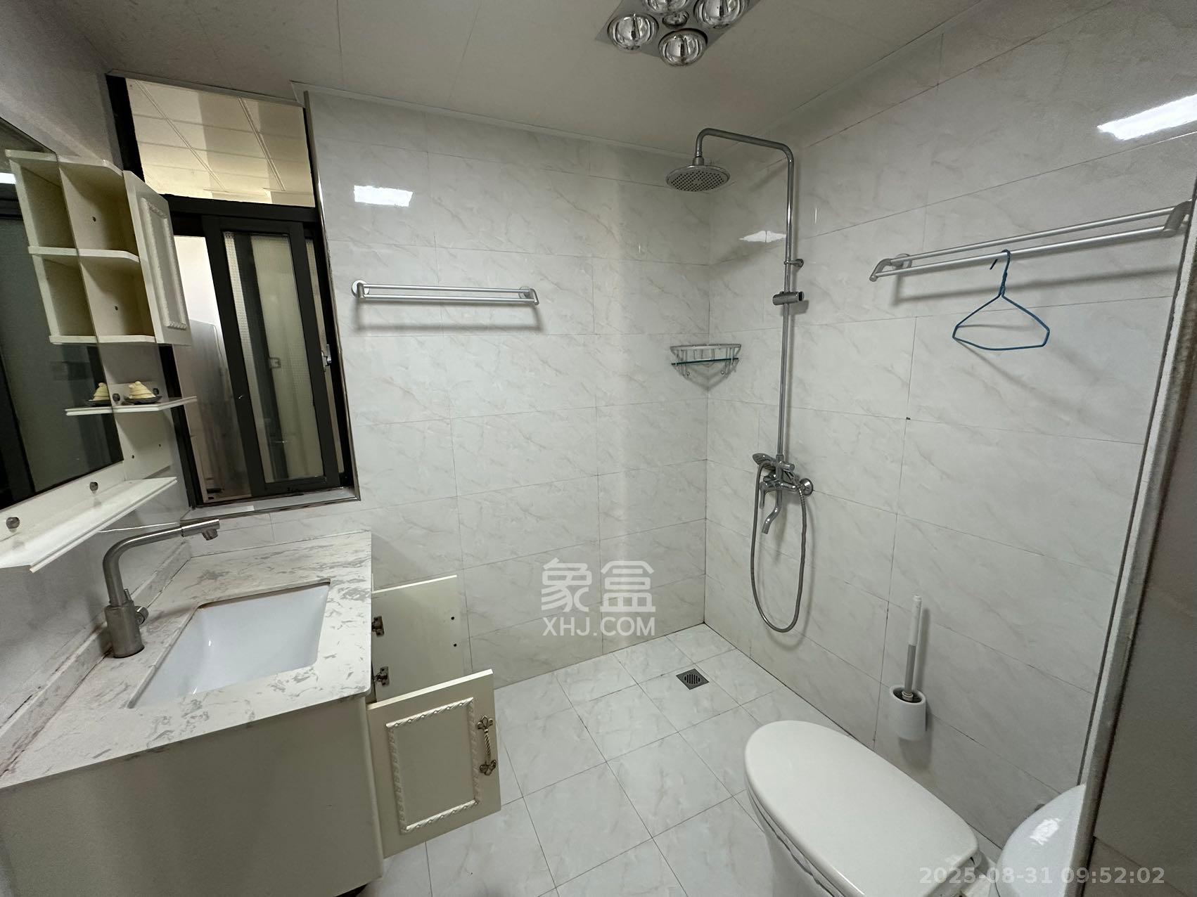 英祥春天  1室2厅1卫    2100.0元/月 英祥春天  1室2厅1卫    2100.0元/月室内图