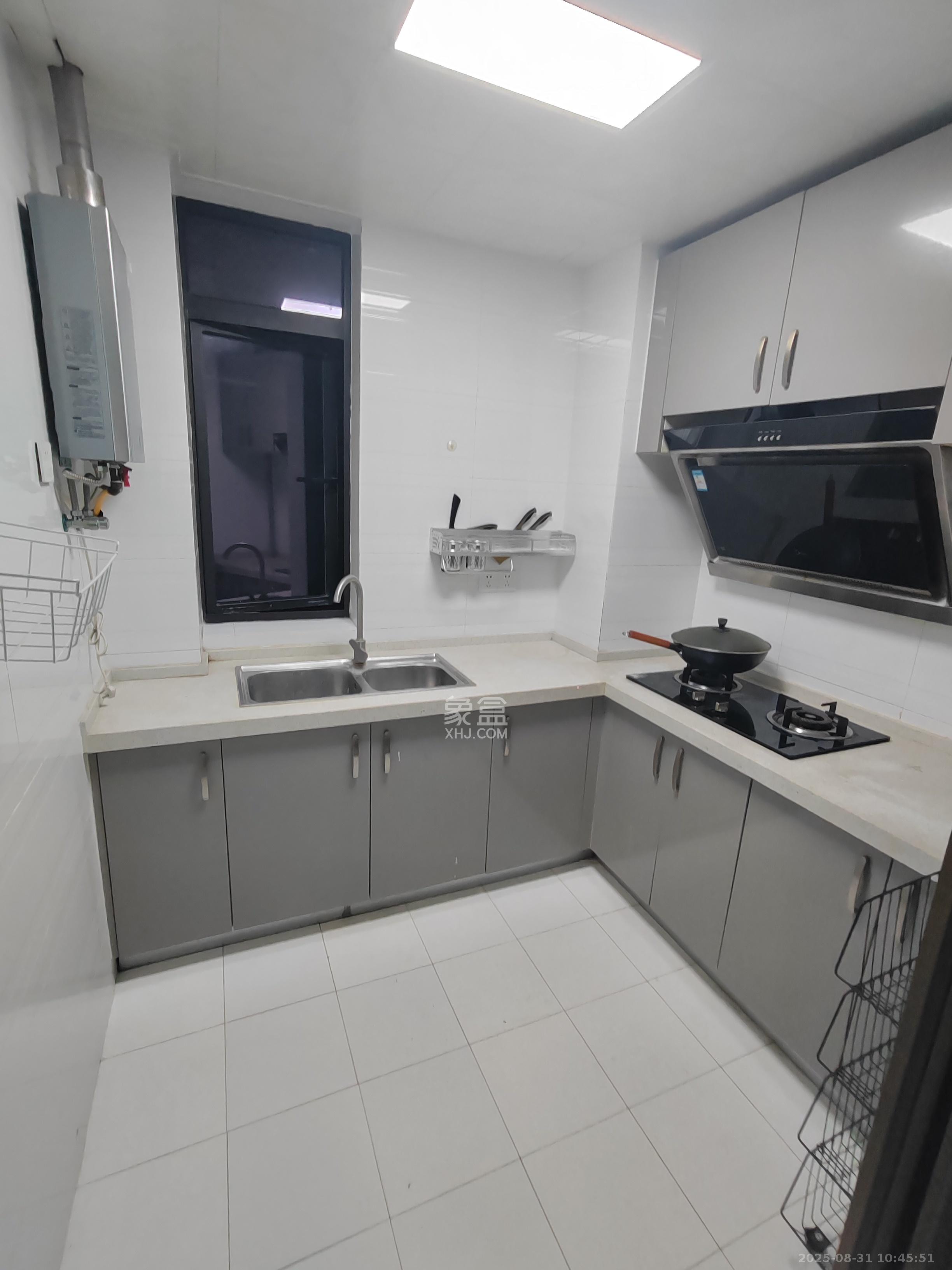 湘域城邦（湘域国际中心）  2室1厅1卫    2500.0元/月室内图