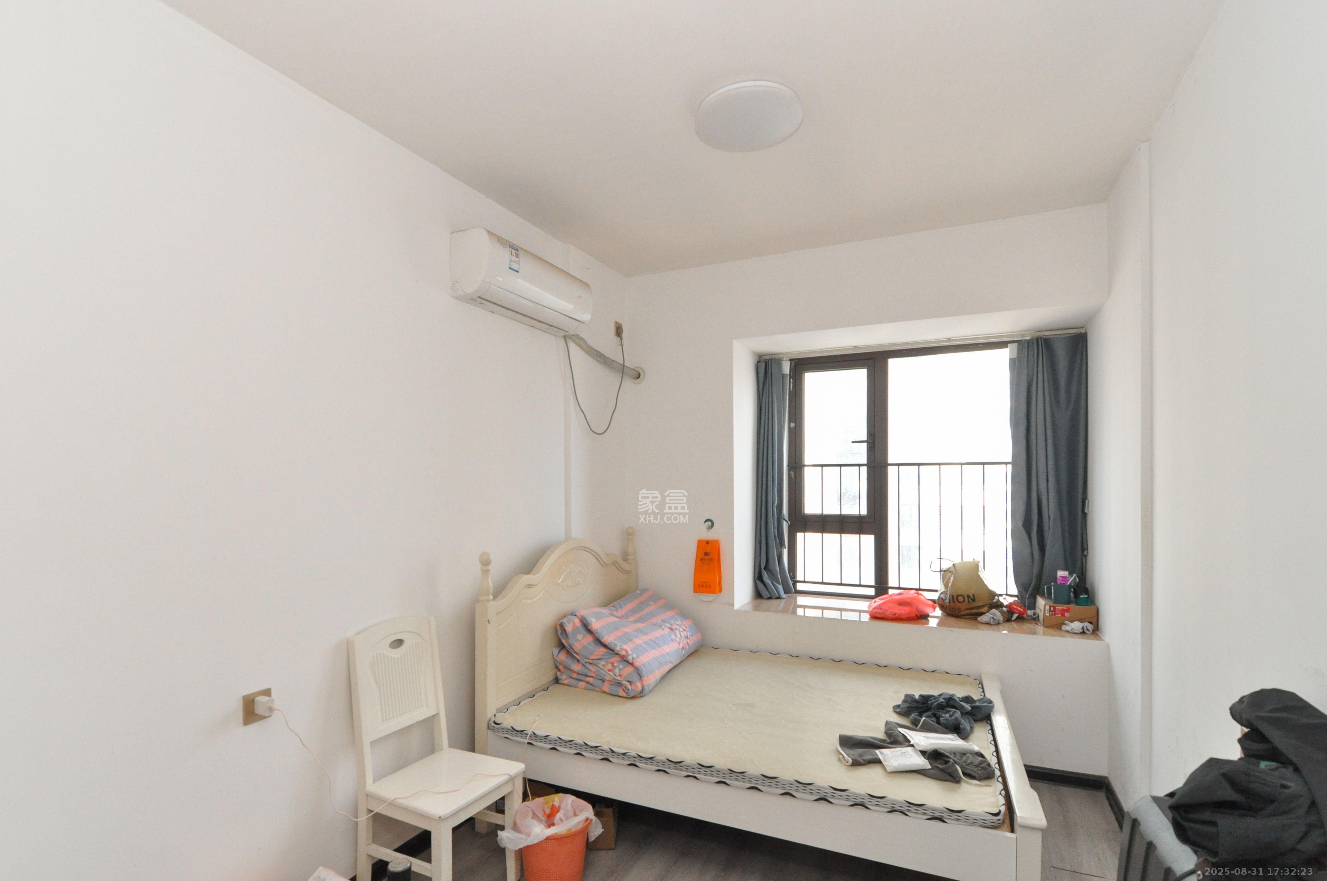 卓越浅水湾  4室2厅2卫    2600.0元/月 卓越浅水湾  4室2厅2卫    2600.0元/月室内图