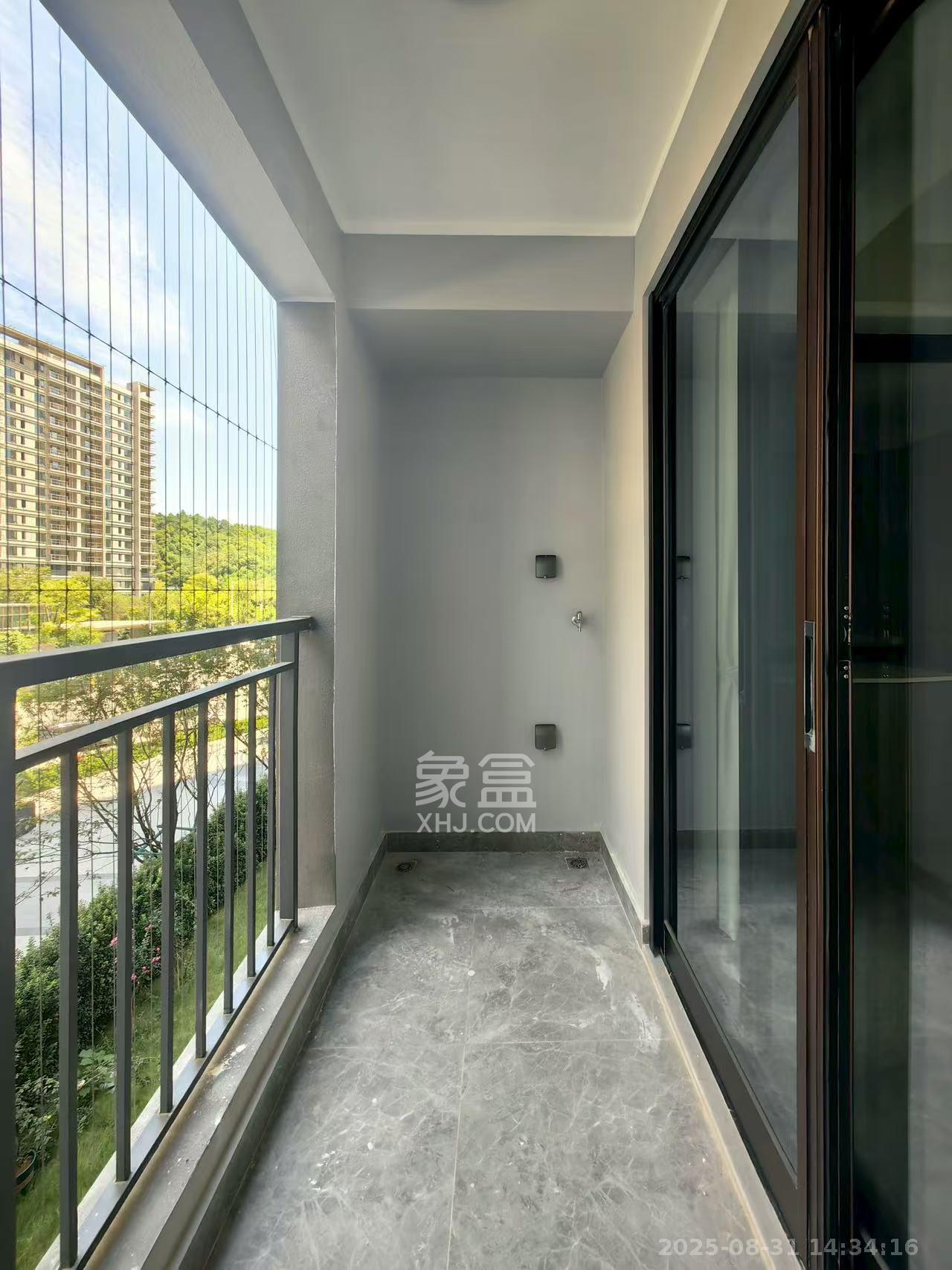 万科森林公园  4室2厅2卫    4000.0元/月 万科森林公园  4室2厅2卫    4000.0元/月室内图