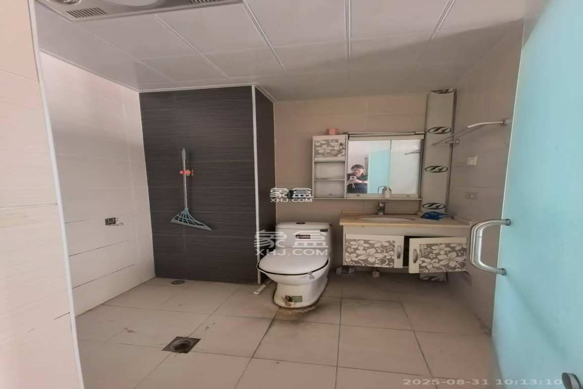 水岸世景  1室1厅1卫    1200.0元/月 水岸世景  1室1厅1卫    1200.0元/月室内图