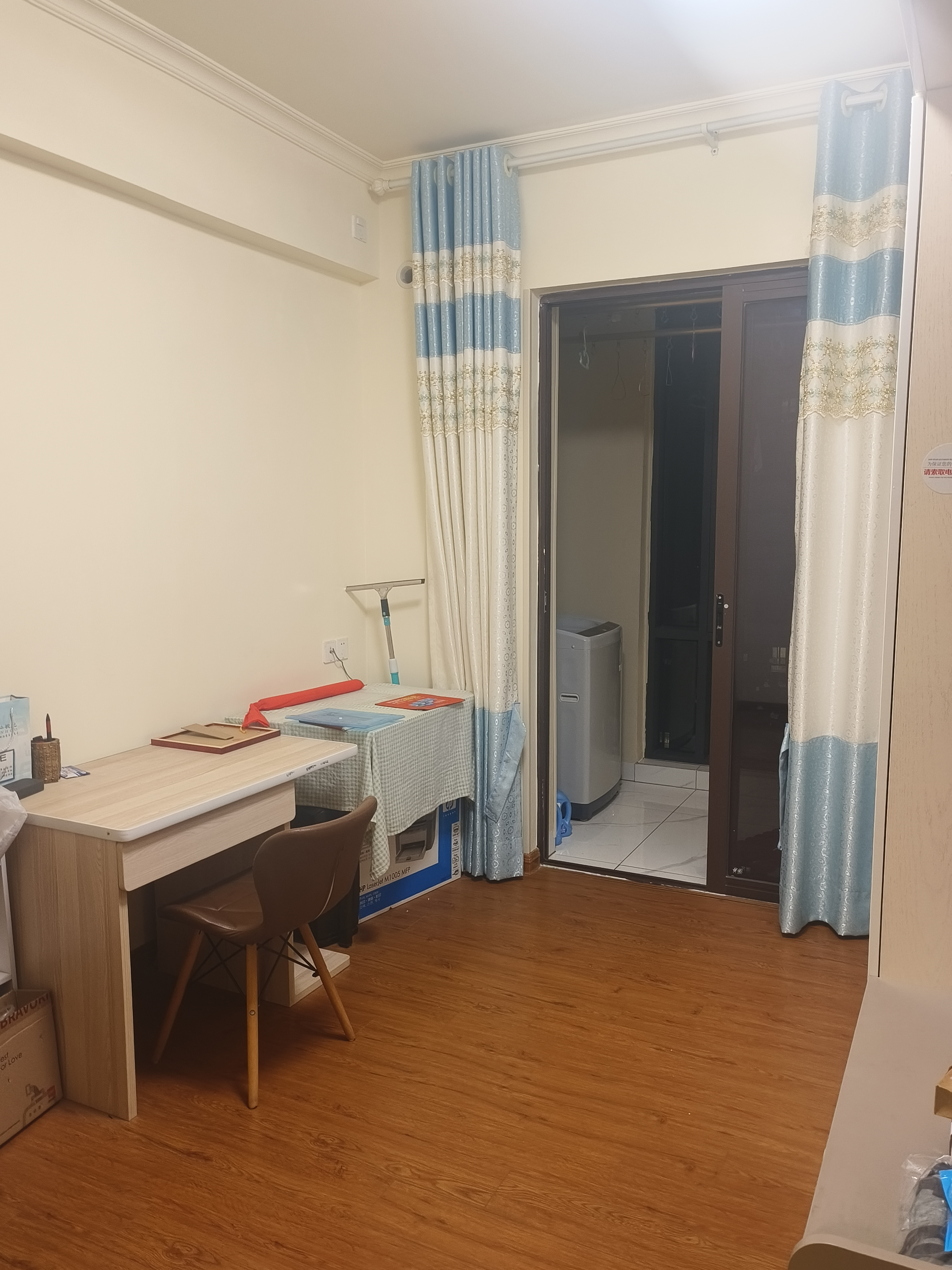 碧桂园豪园-二期  4室2厅2卫    1800.0元/月室内图