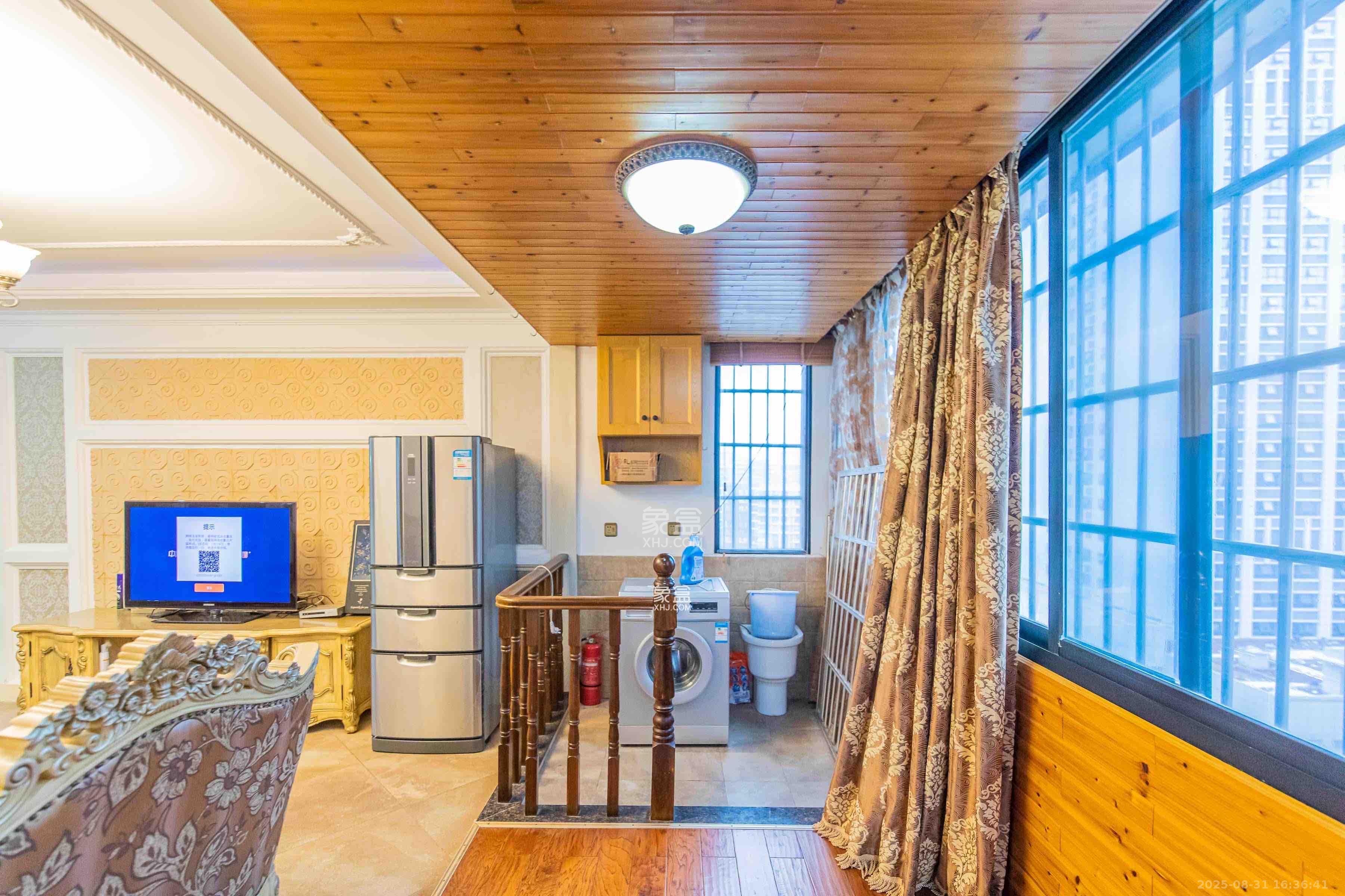 幸福里润城(幸福里二期) 3室2厅1卫 2300.0元/月 幸福里润城(幸福里二期) 3室2厅1卫 2300.0元/月室内图