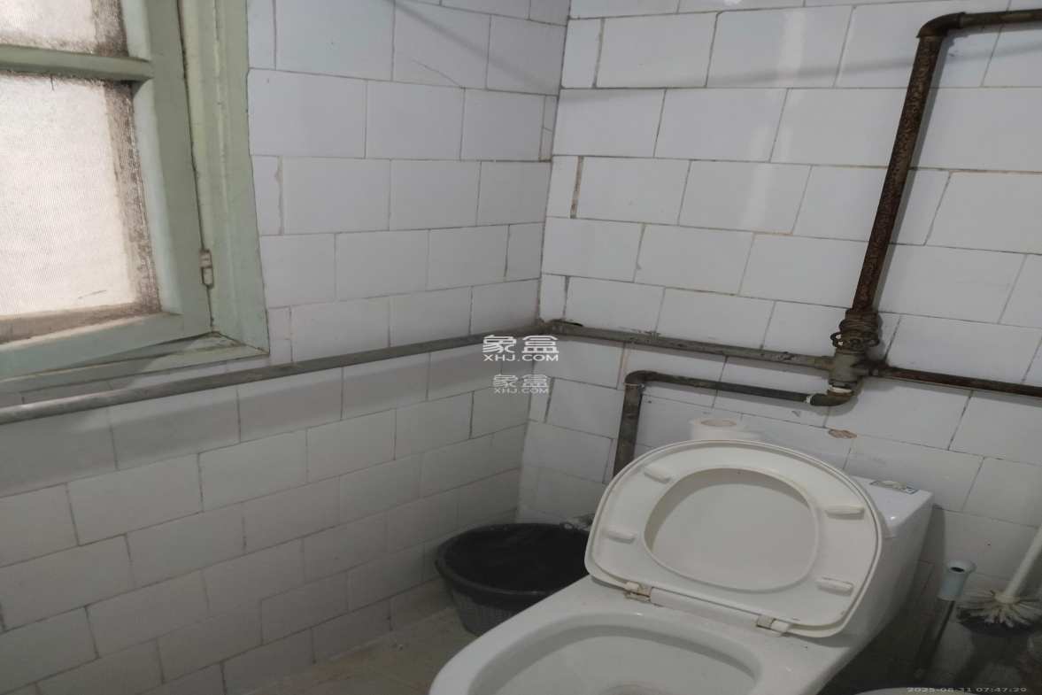 红旗区五片 2室1厅1卫 1600.0元/月 红旗区五片 2室1厅1卫 1600.0元/月室内图