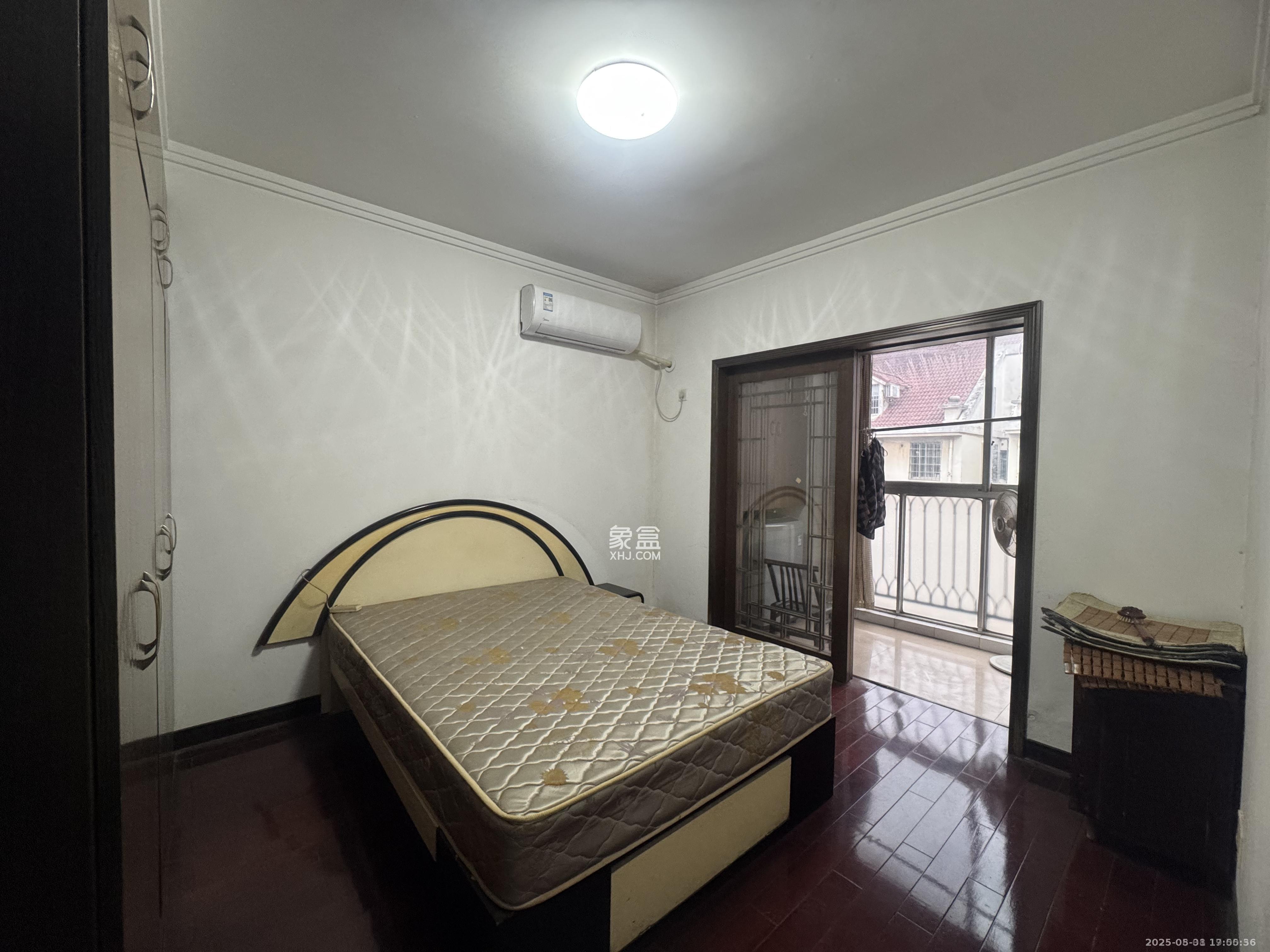 新星小区  3室2厅2卫    2200.0元/月 新星小区  3室2厅2卫    2200.0元/月室内图