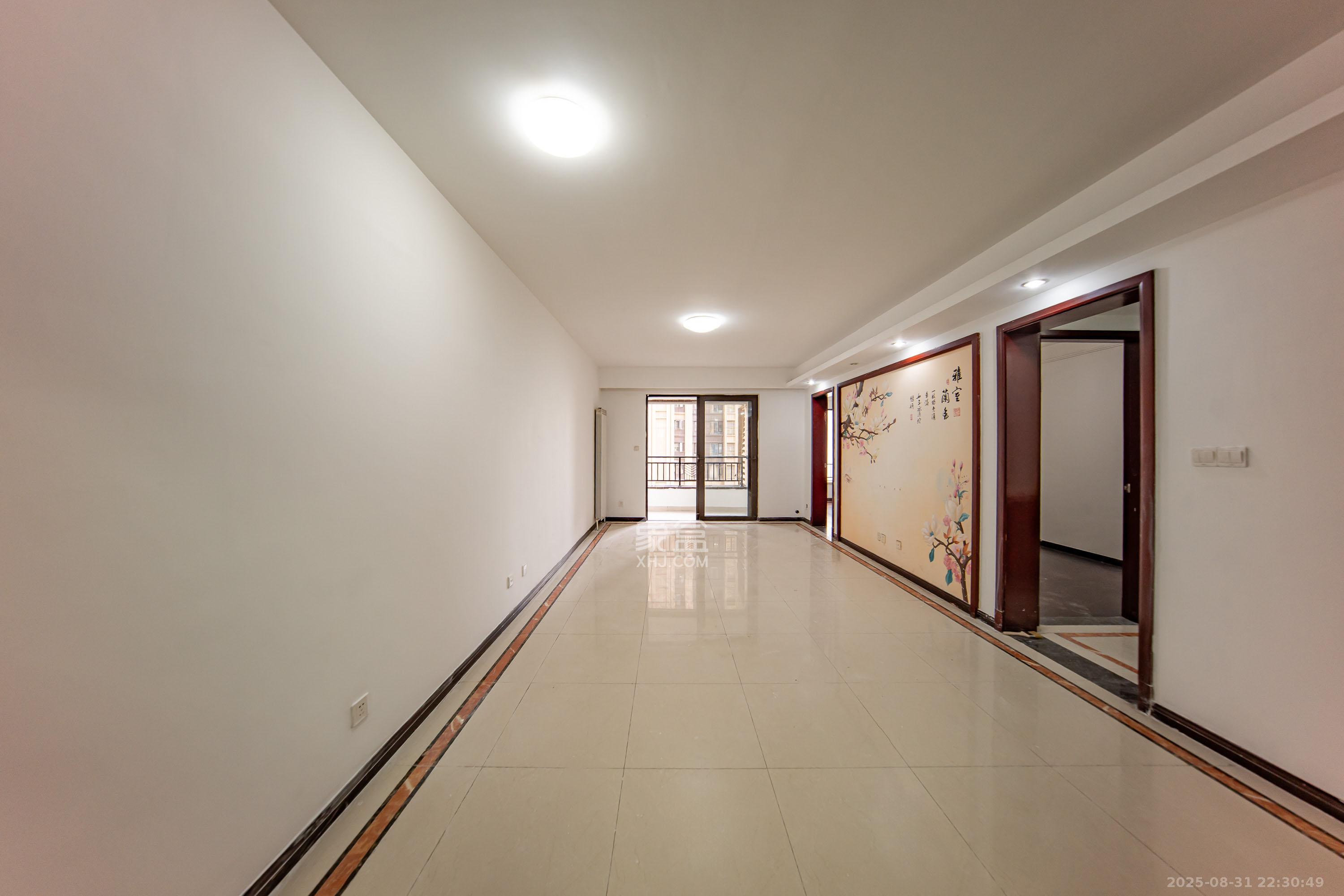 中海国际二期 3室2厅1卫 65.0万 中海国际二期 3室2厅1卫 65.0万客厅