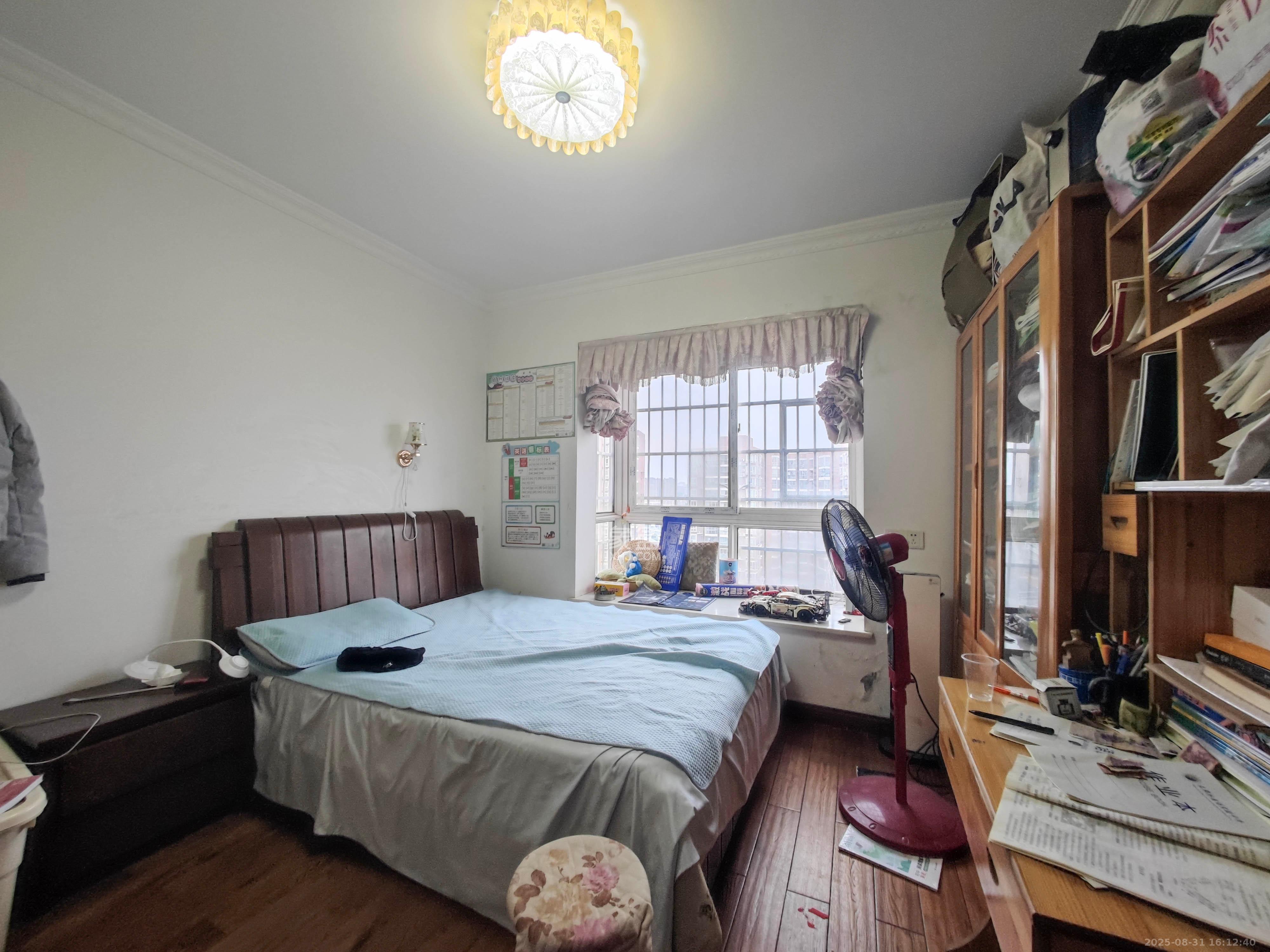 弘欣公寓 2室1厅1卫 81.8万 弘欣公寓 2室1厅1卫 81.8万卧室