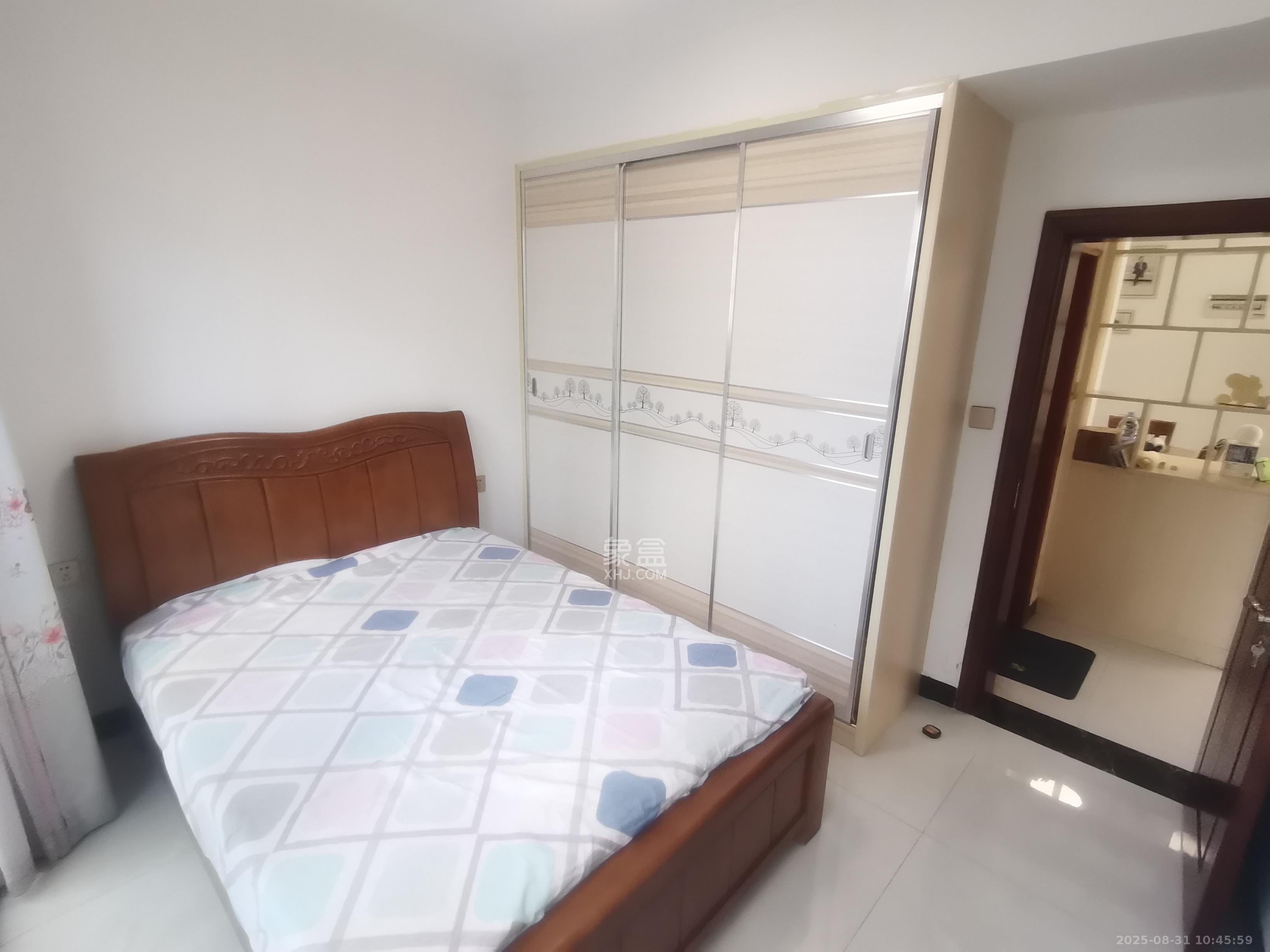 湘府十城(汇财御景湾新寓,汇财国际) 3室2厅1卫 2000.0元/月 湘府十城(汇财御景湾新寓,汇财国际) 3室2厅1卫 2000.0元/月室内图