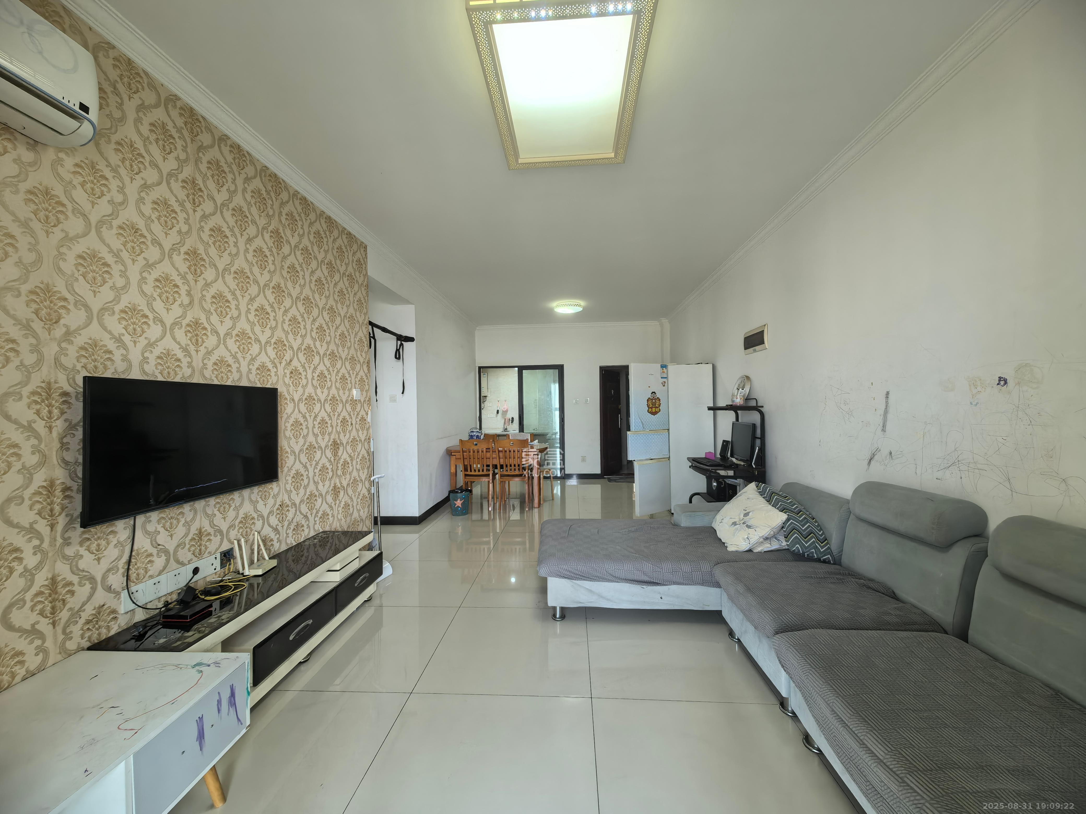 盛世耀凯  3室2厅1卫    2500.0元/月 盛世耀凯  3室2厅1卫    2500.0元/月室内图