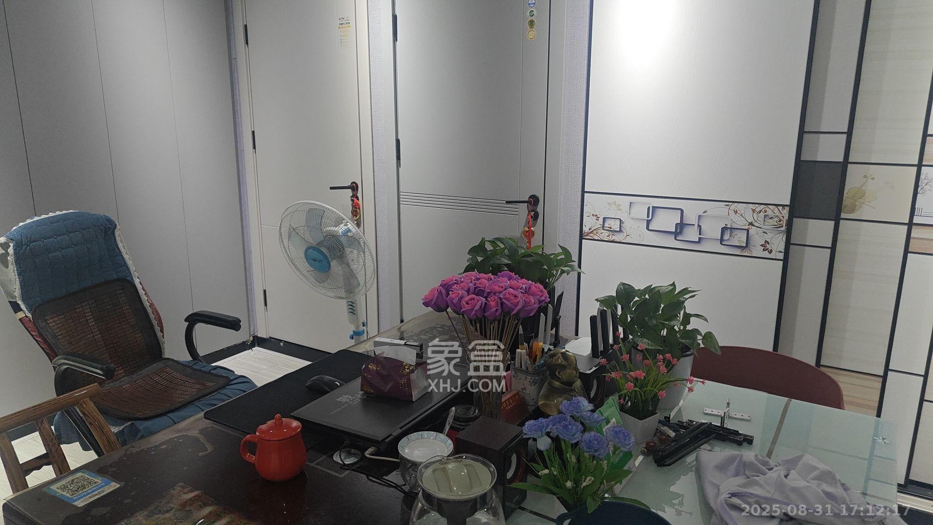 涧塘小区  1室1厅1卫    3500.0元/月