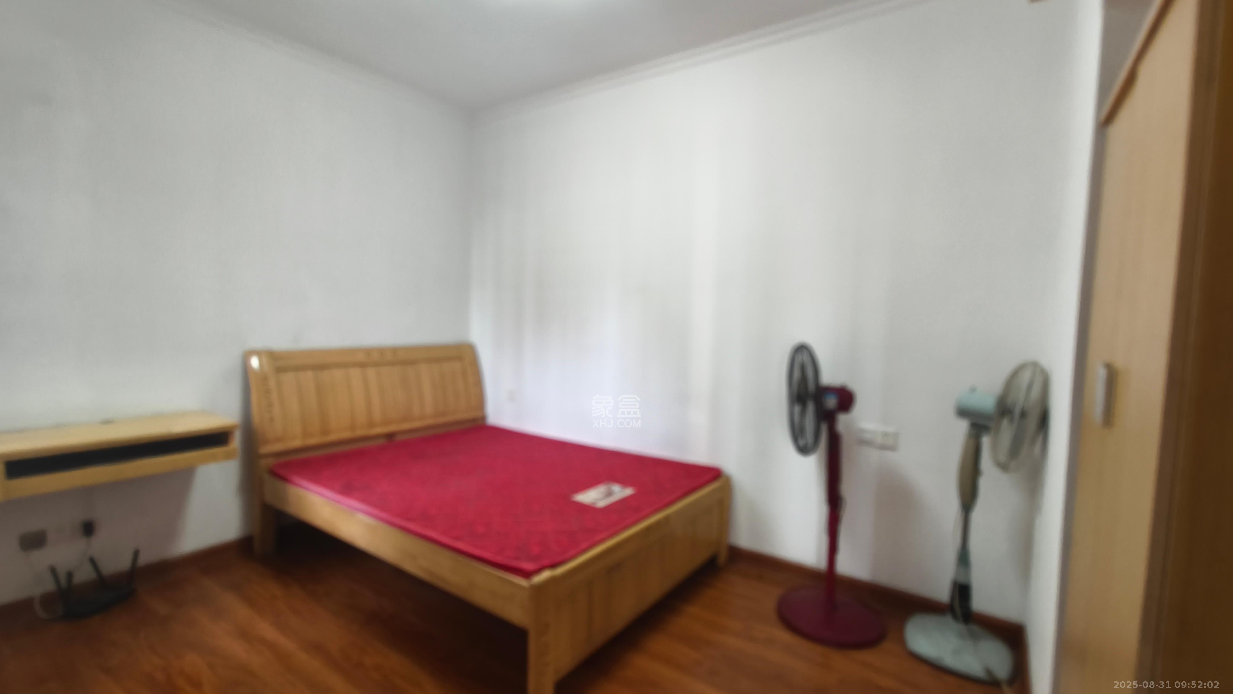 时代星城  3室2厅2卫    1700.0元/月室内图