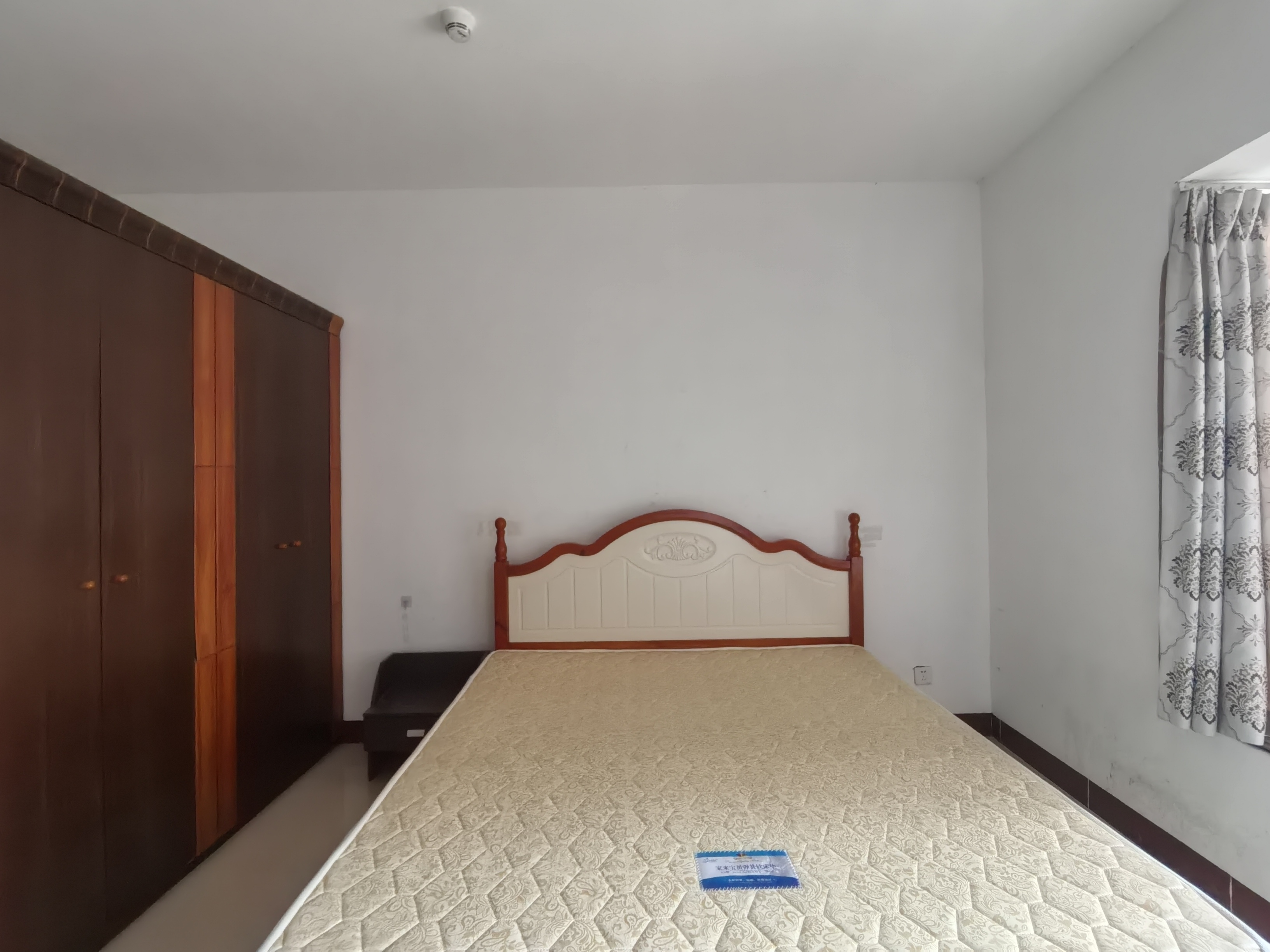 美舍嘉苑一期 4室2厅2卫 3600.0元/月 美舍嘉苑一期 4室2厅2卫 3600.0元/月室内图