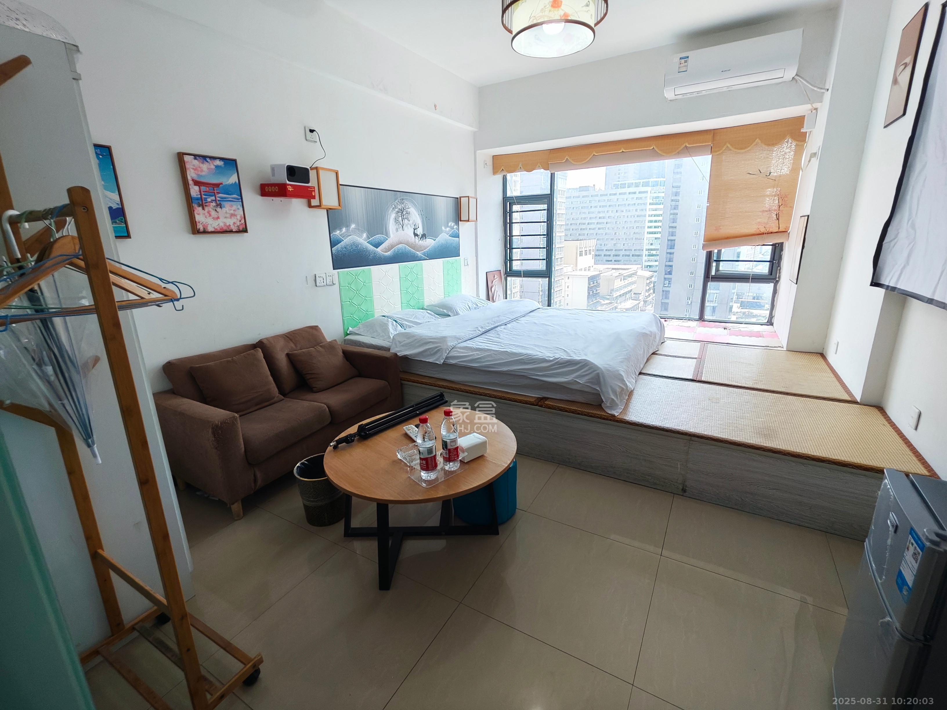 蚂蚁工房 1室1厅1卫 1600.0元/月 蚂蚁工房 1室1厅1卫 1600.0元/月室内图