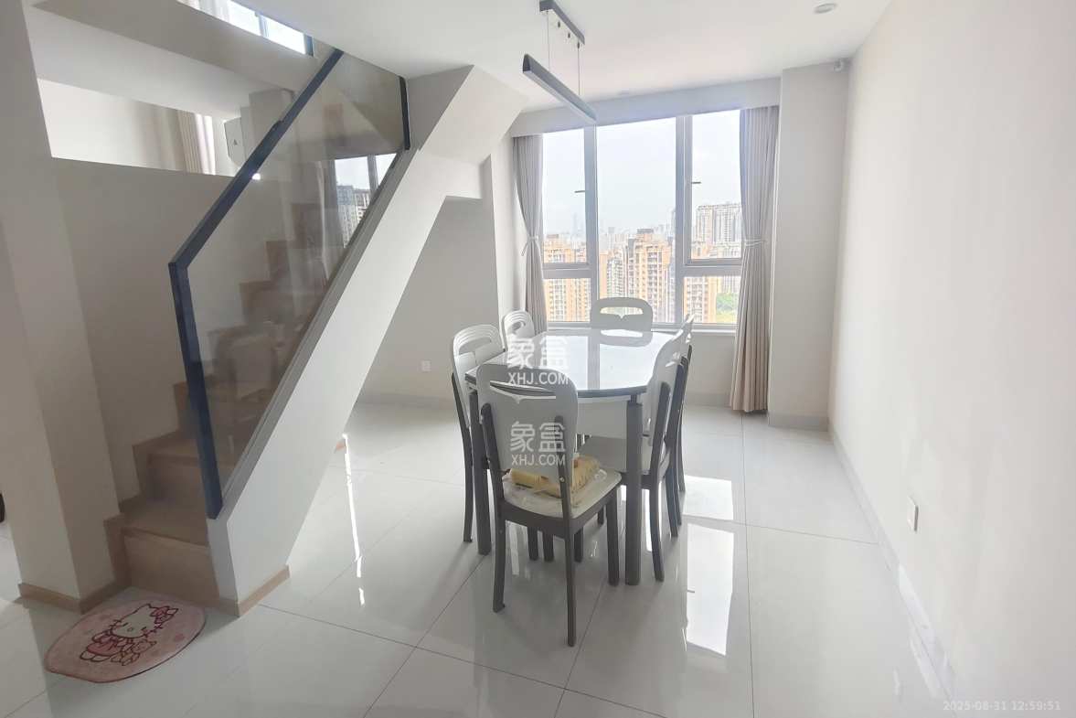 合能枫丹丽舍(柏悦名苑)  2室2厅1卫    2300.0元/月 合能枫丹丽舍(柏悦名苑)  2室2厅1卫    2300.0元/月室内图