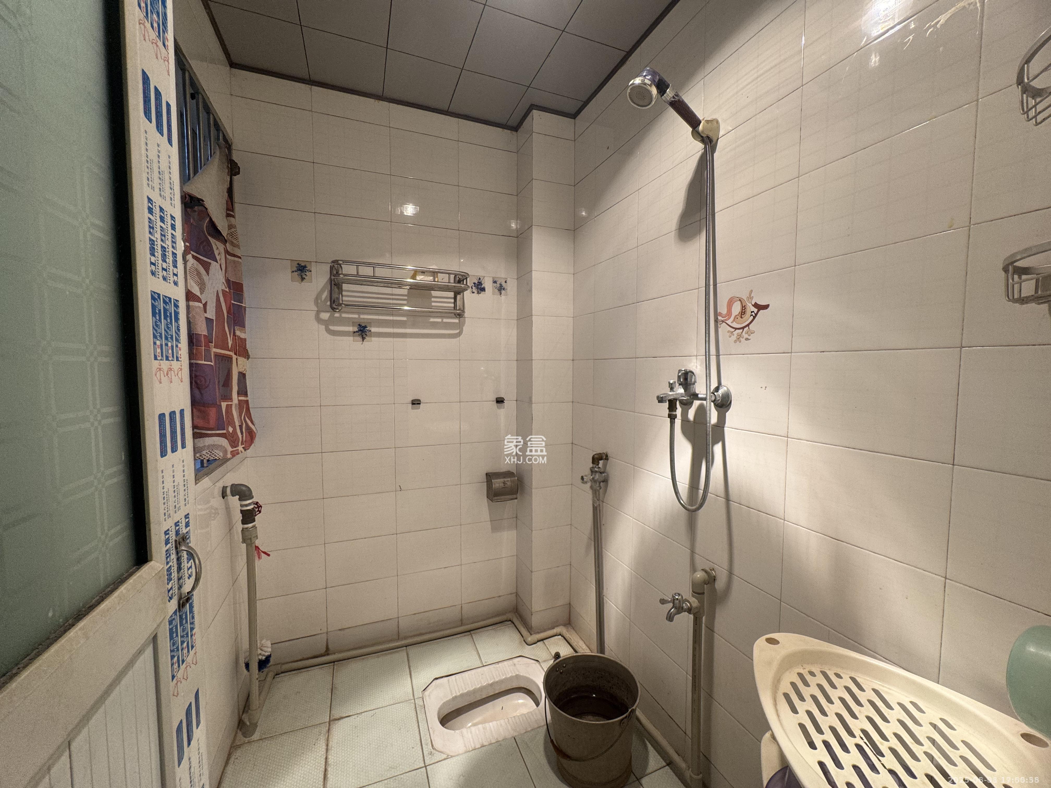 新星小区  3室2厅2卫    2200.0元/月 新星小区  3室2厅2卫    2200.0元/月室内图