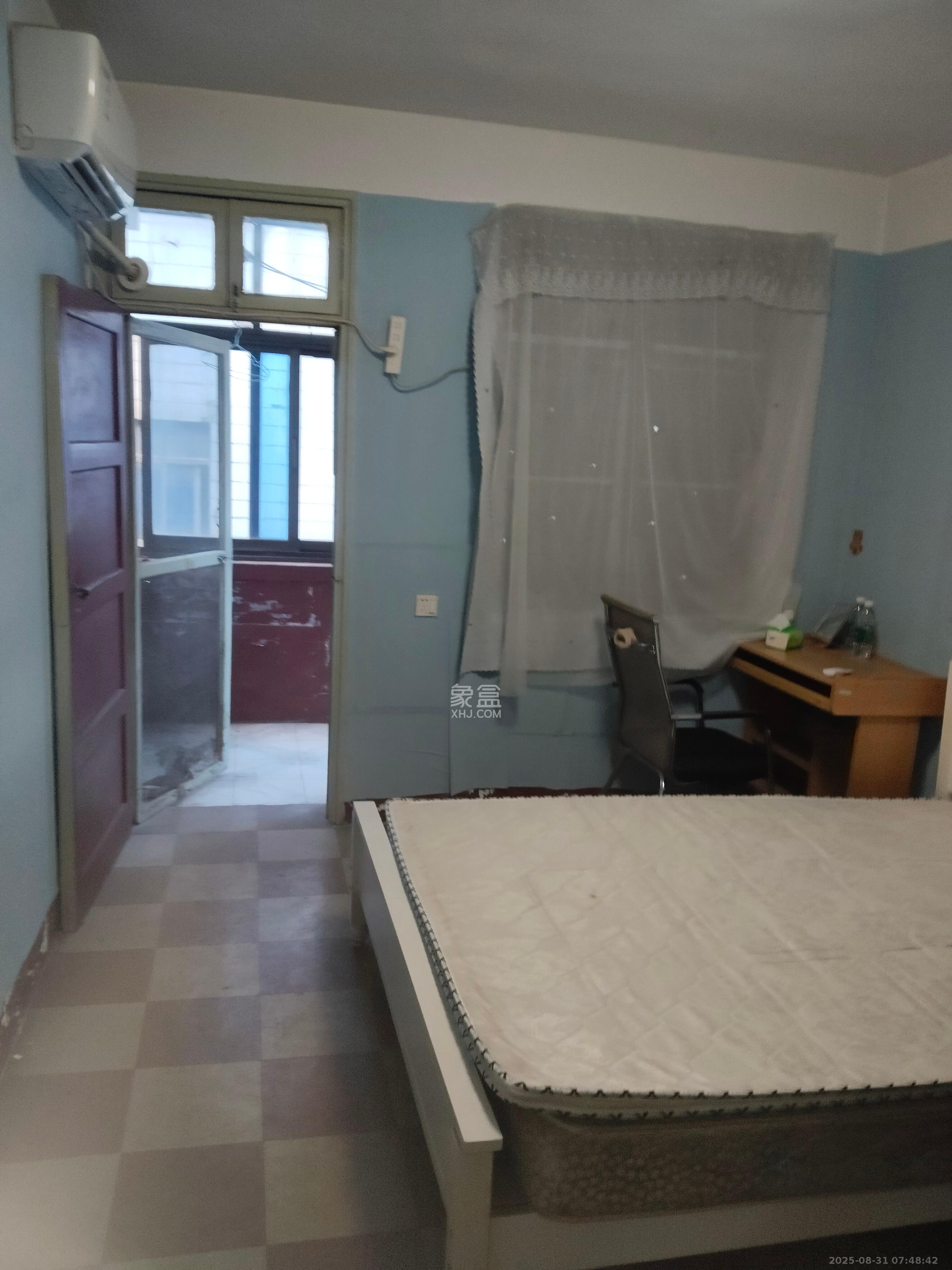 红旗区五片  2室1厅1卫    1600.0元/月室内图