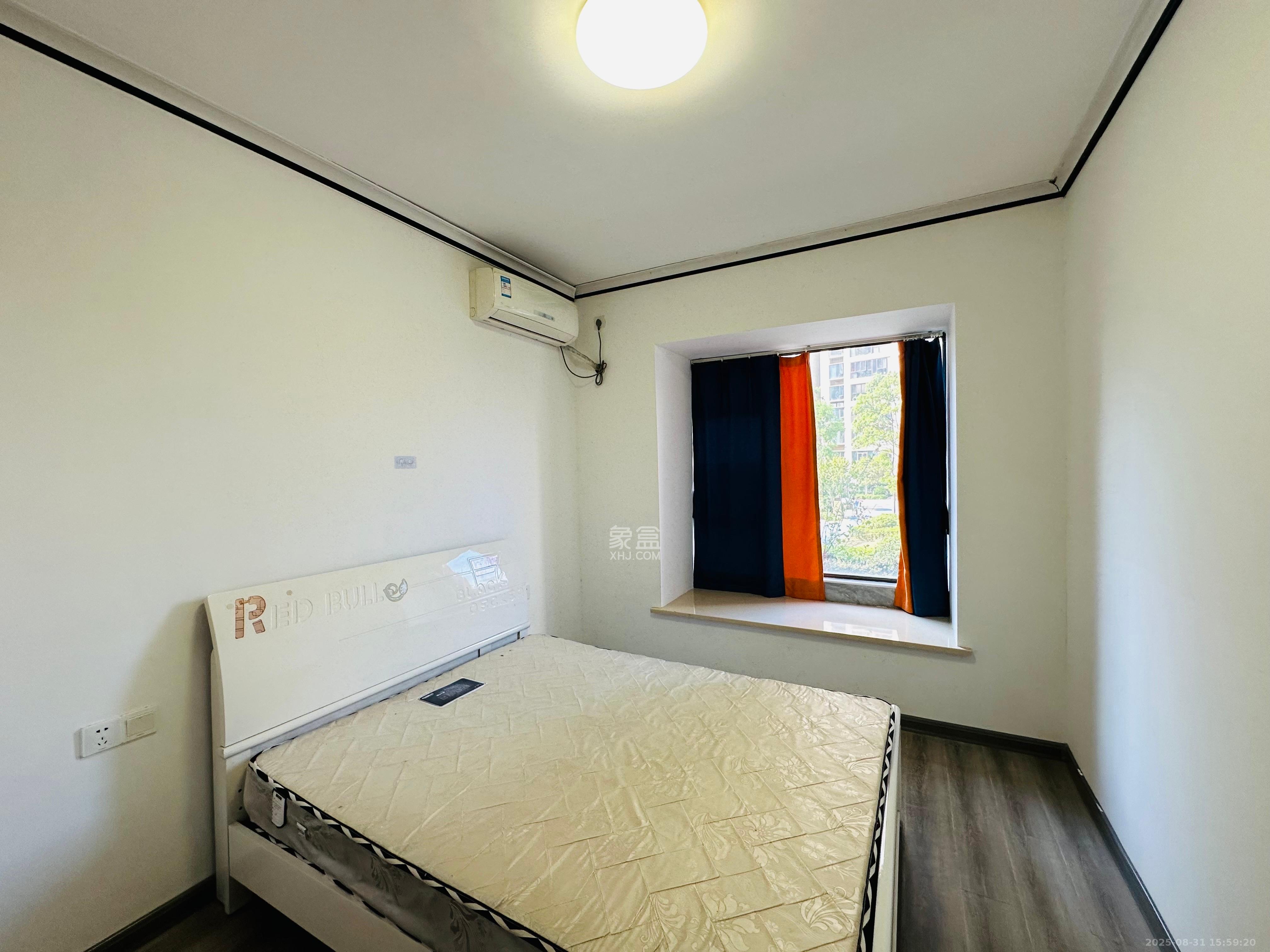 佳兆业云顶梅溪湖(佳兆业梅溪荟)  4室2厅2卫    3500.0元/月 佳兆业云顶梅溪湖(佳兆业梅溪荟)  4室2厅2卫    3500.0元/月室内图