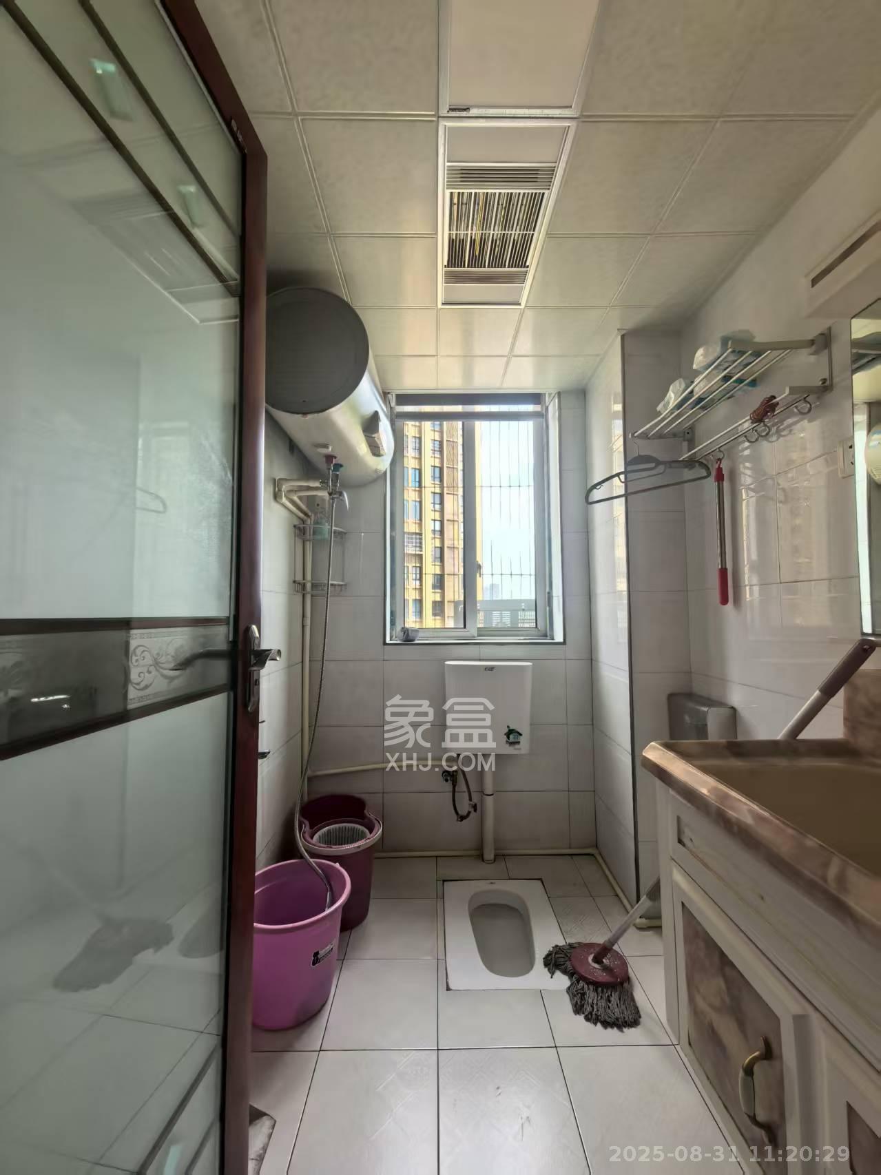 爱琴海岸  4室2厅2卫    2600.0元/月 爱琴海岸  4室2厅2卫    2600.0元/月室内图