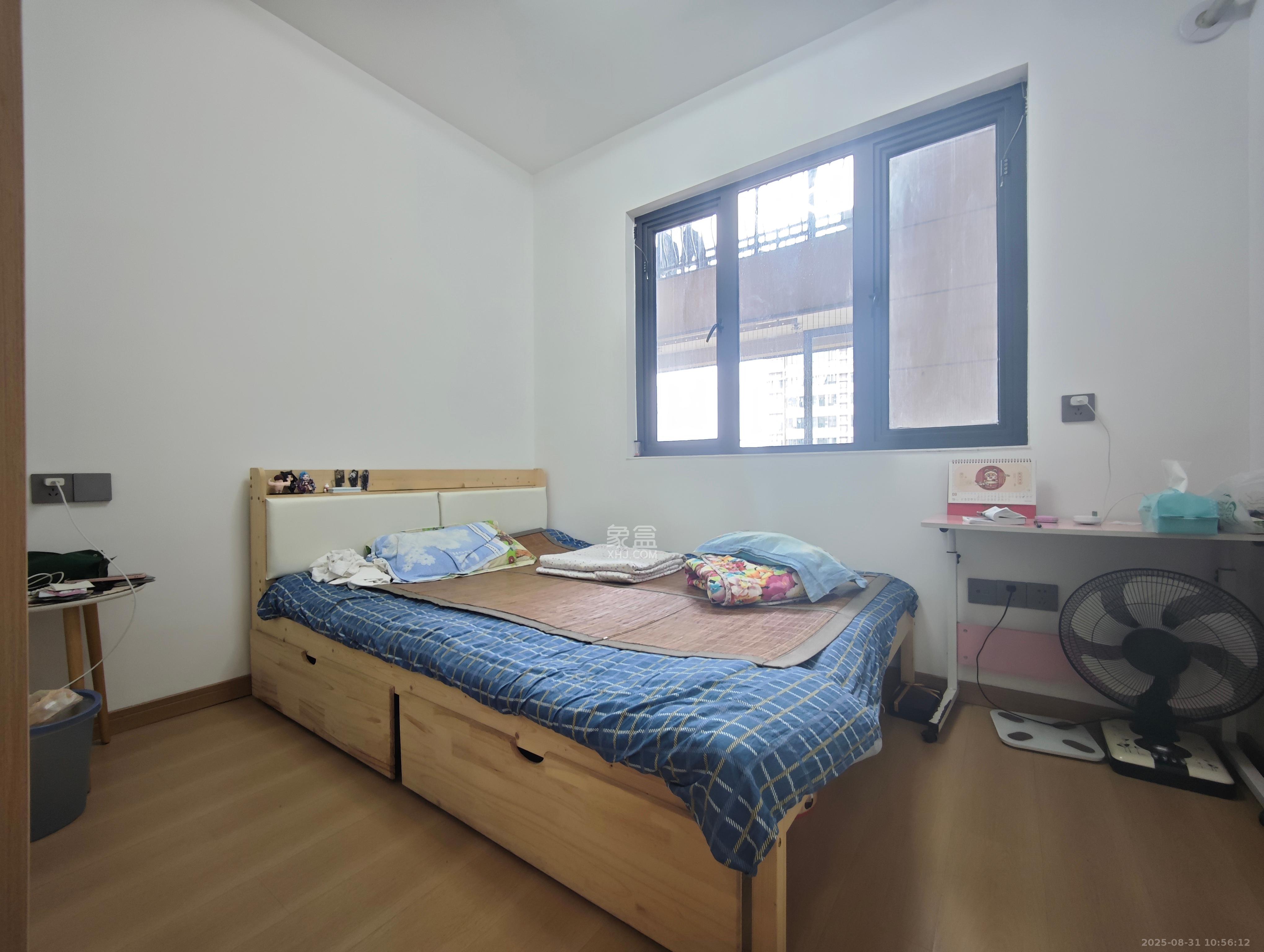 碧桂园潭州府  3室2厅2卫    2400.0元/月 碧桂园潭州府  3室2厅2卫    2400.0元/月室内图