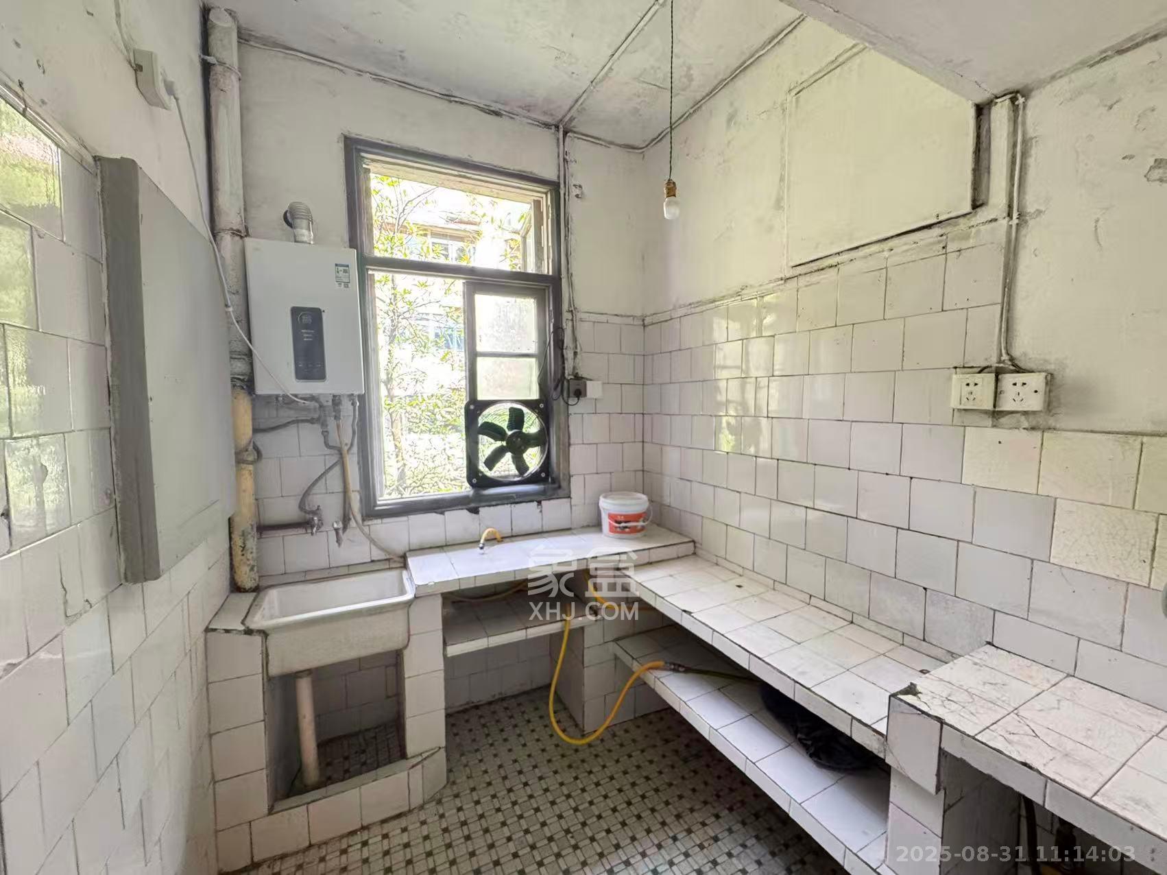 化工设计院 3室1厅1卫 1500.0元/月 化工设计院 3室1厅1卫 1500.0元/月室内图