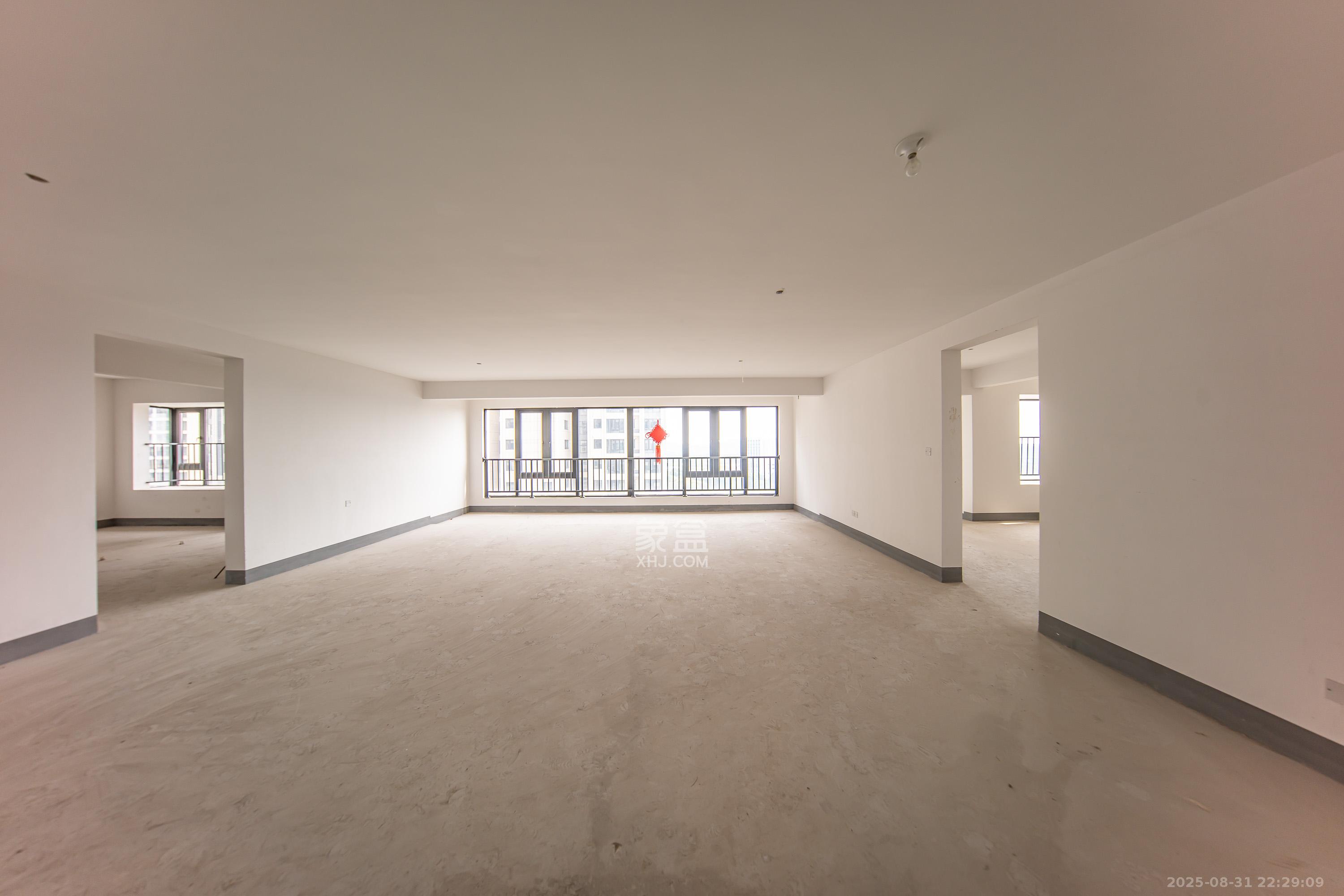 建投象山国际  5室2厅2卫   248.00万