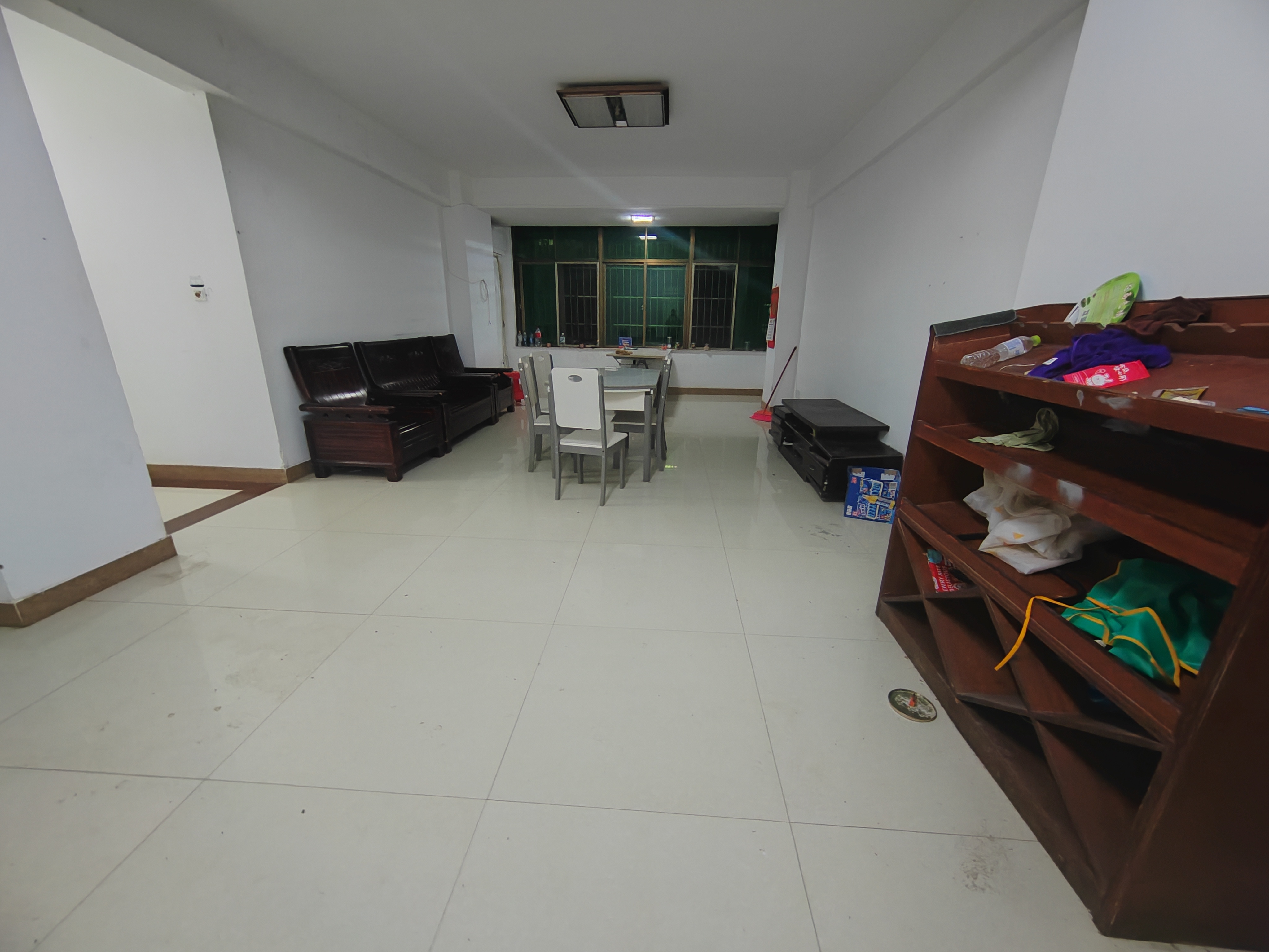 博南苑一期  3室2厅2卫    2300.0元/月 博南苑一期  3室2厅2卫    2300.0元/月室内图