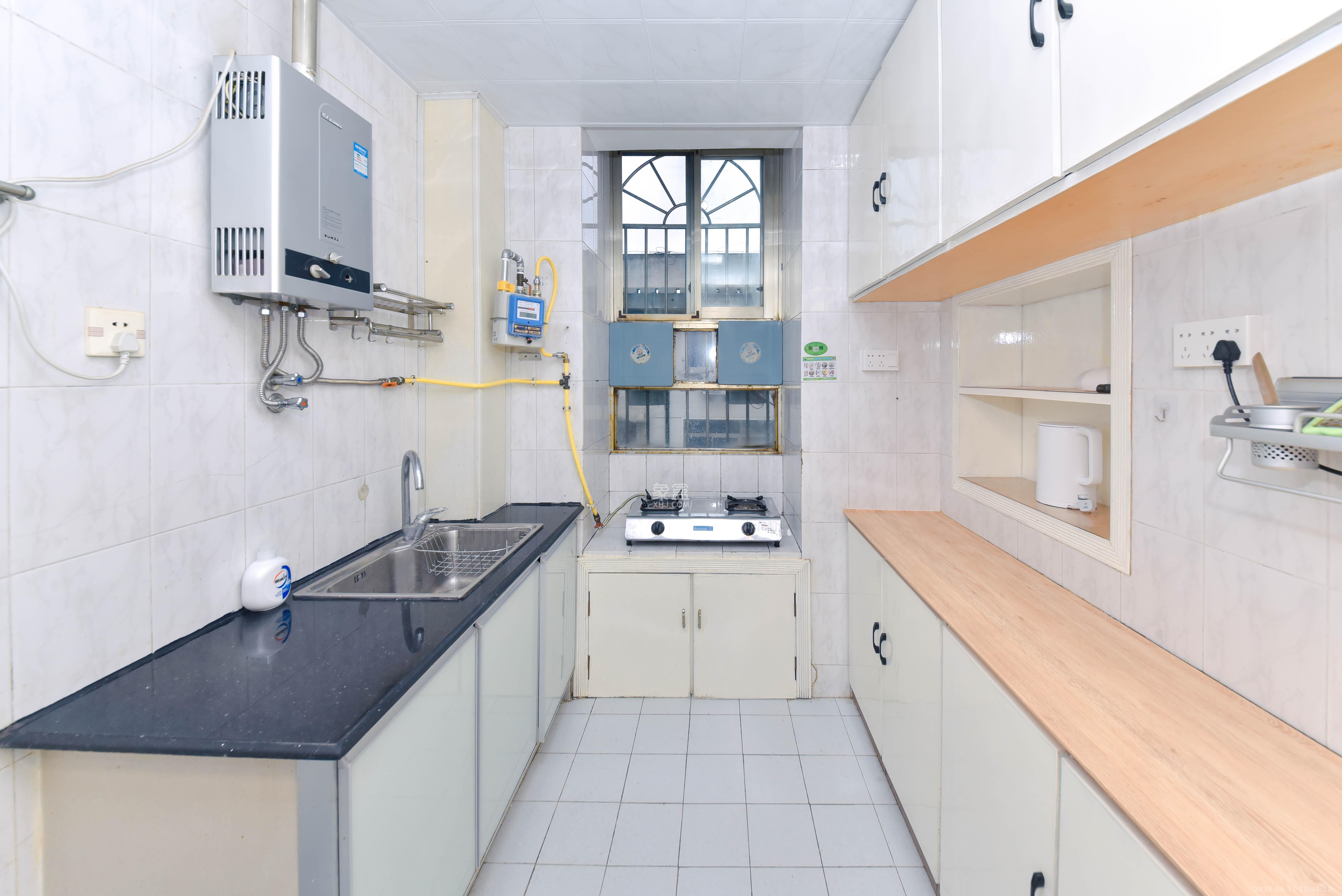 湘农桥社区  3室2厅1卫    3000.0元/月室内图