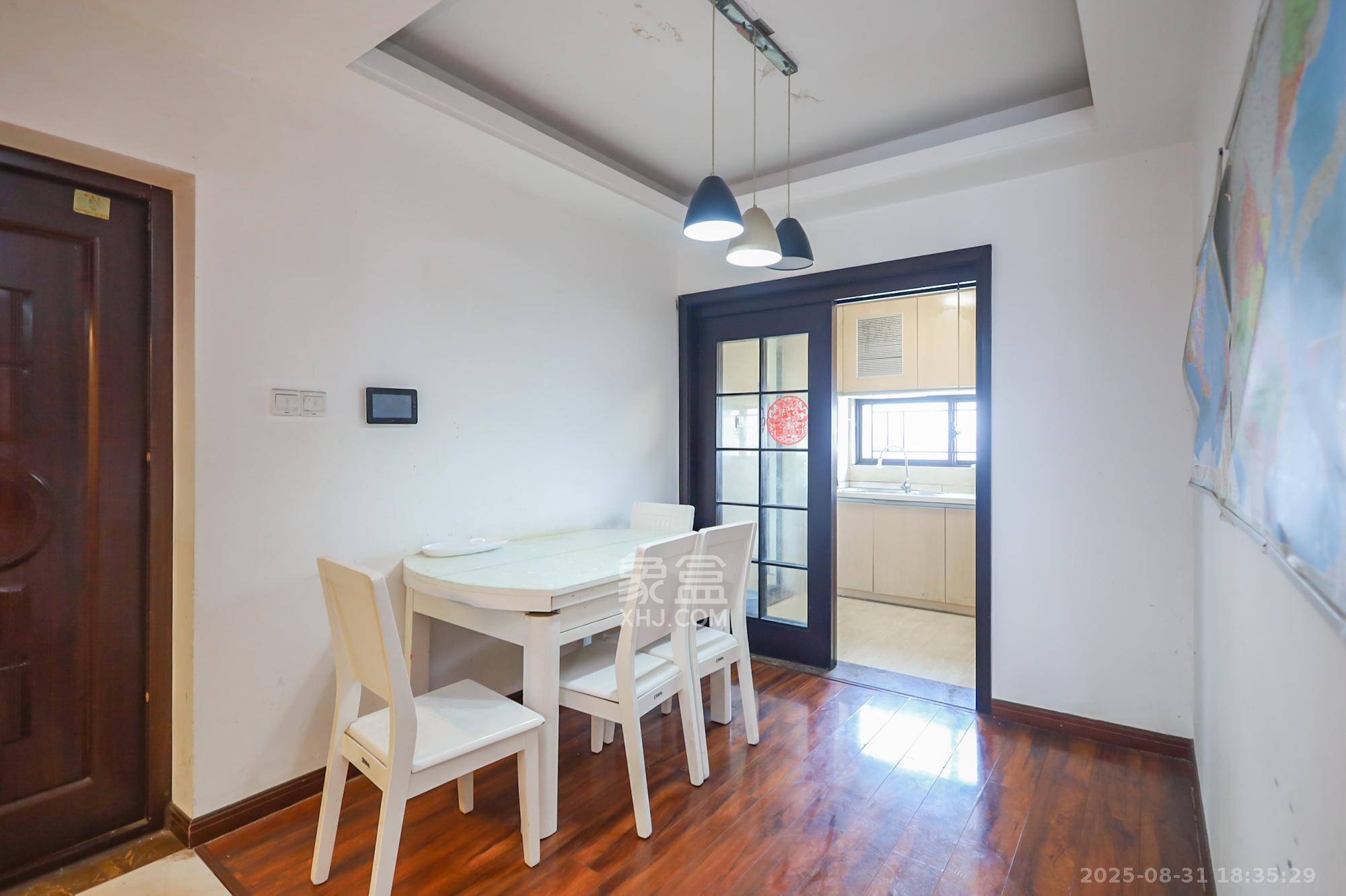 绿地中央广场 3室2厅2卫 128.0万 绿地中央广场 3室2厅2卫 128.0万其他