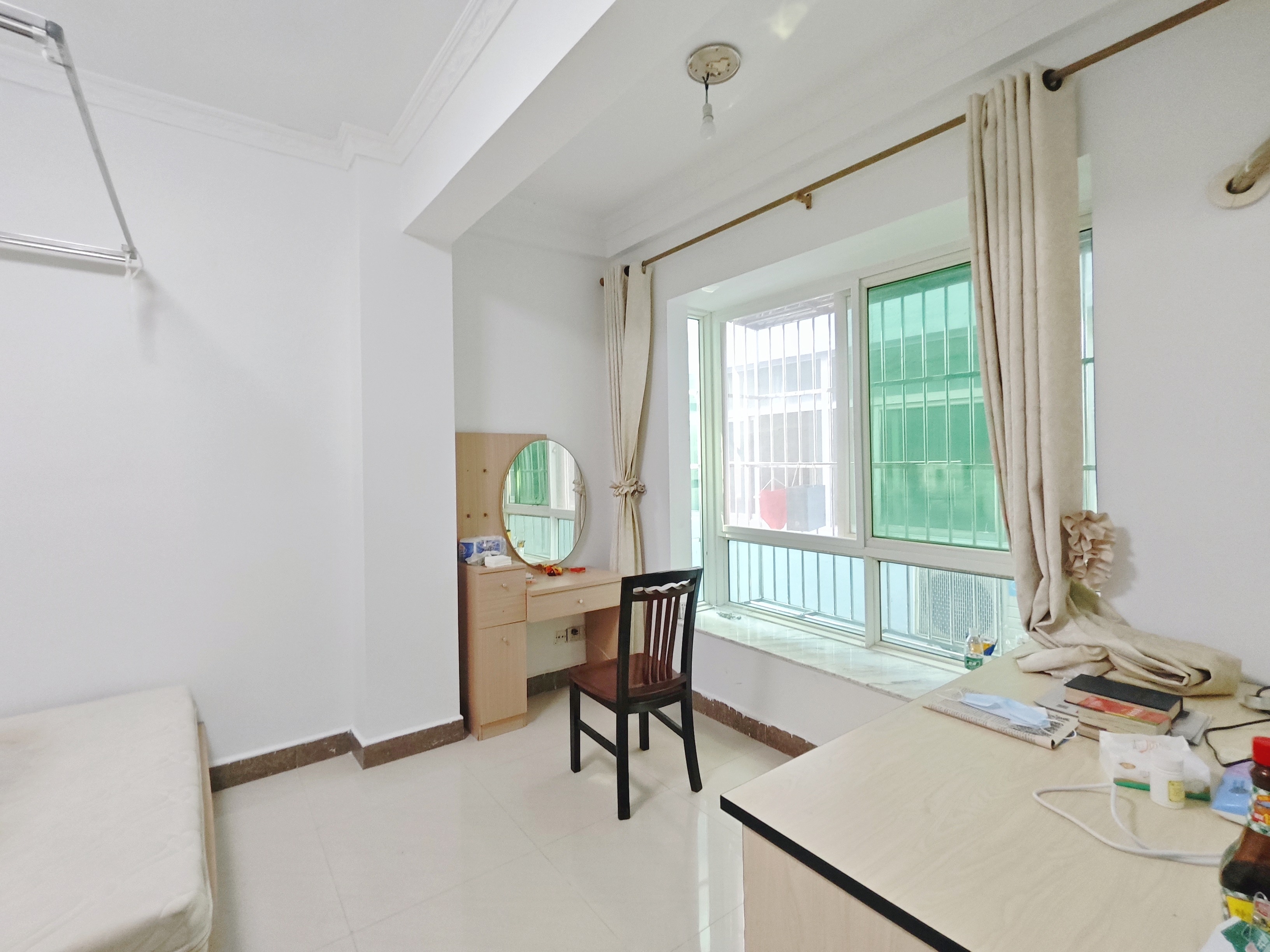 环保局宿舍 3室2厅1卫 120.0万 环保局宿舍 3室2厅1卫 120.0万客厅