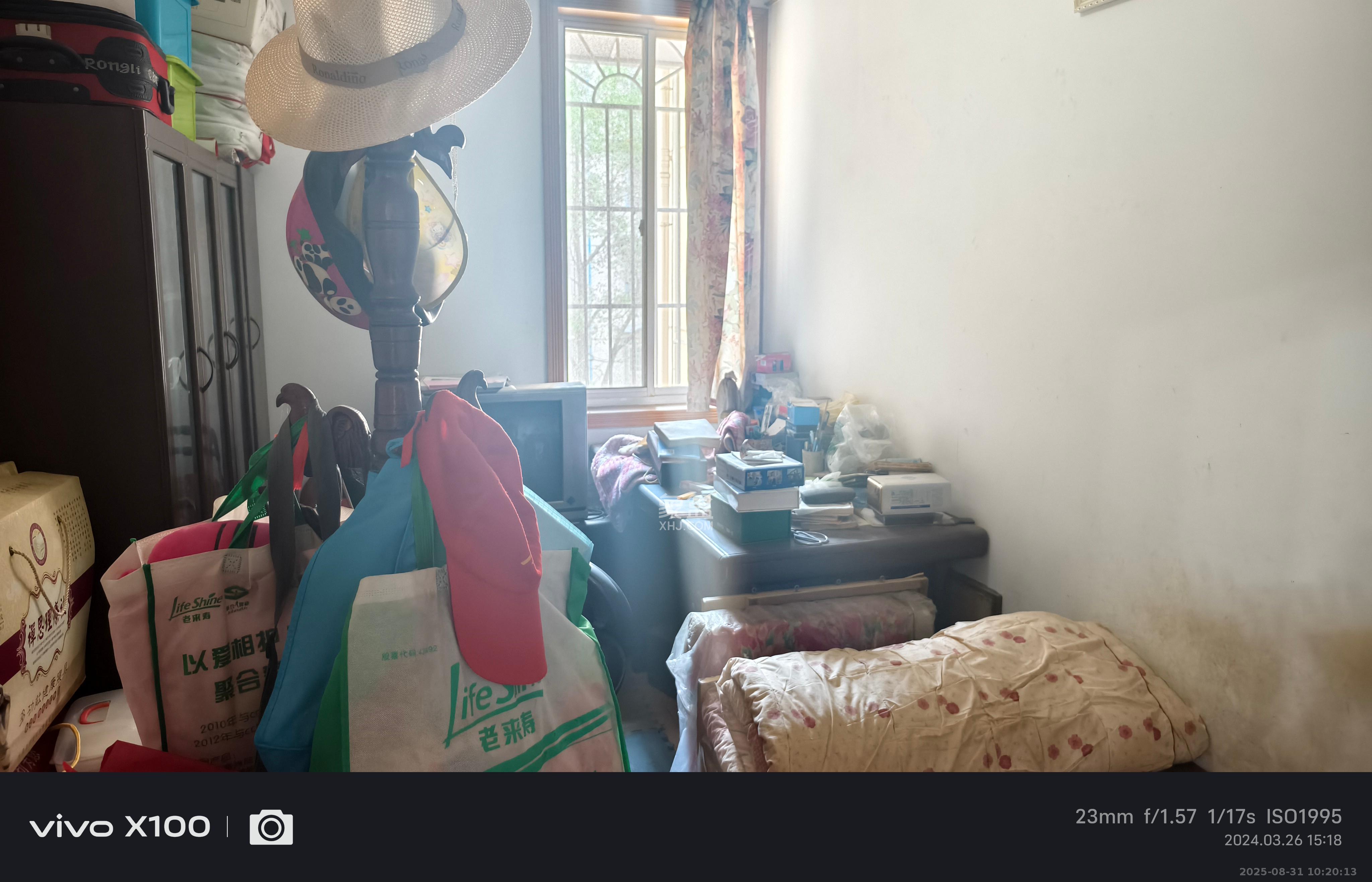 金科园  3室2厅1卫    2200.0元/月 金科园  3室2厅1卫    2200.0元/月室内图