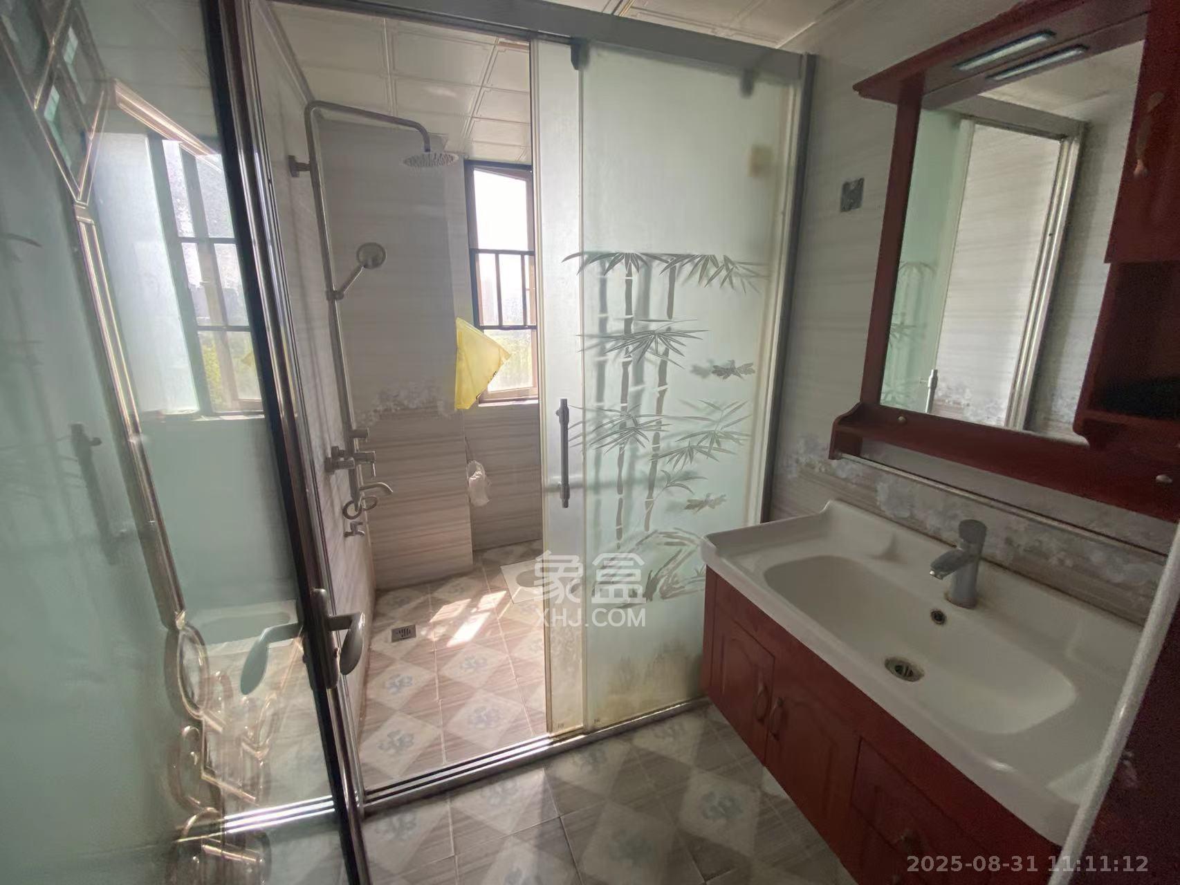 嘉宇盛世华章  3室2厅2卫    3000.0元/月室内图