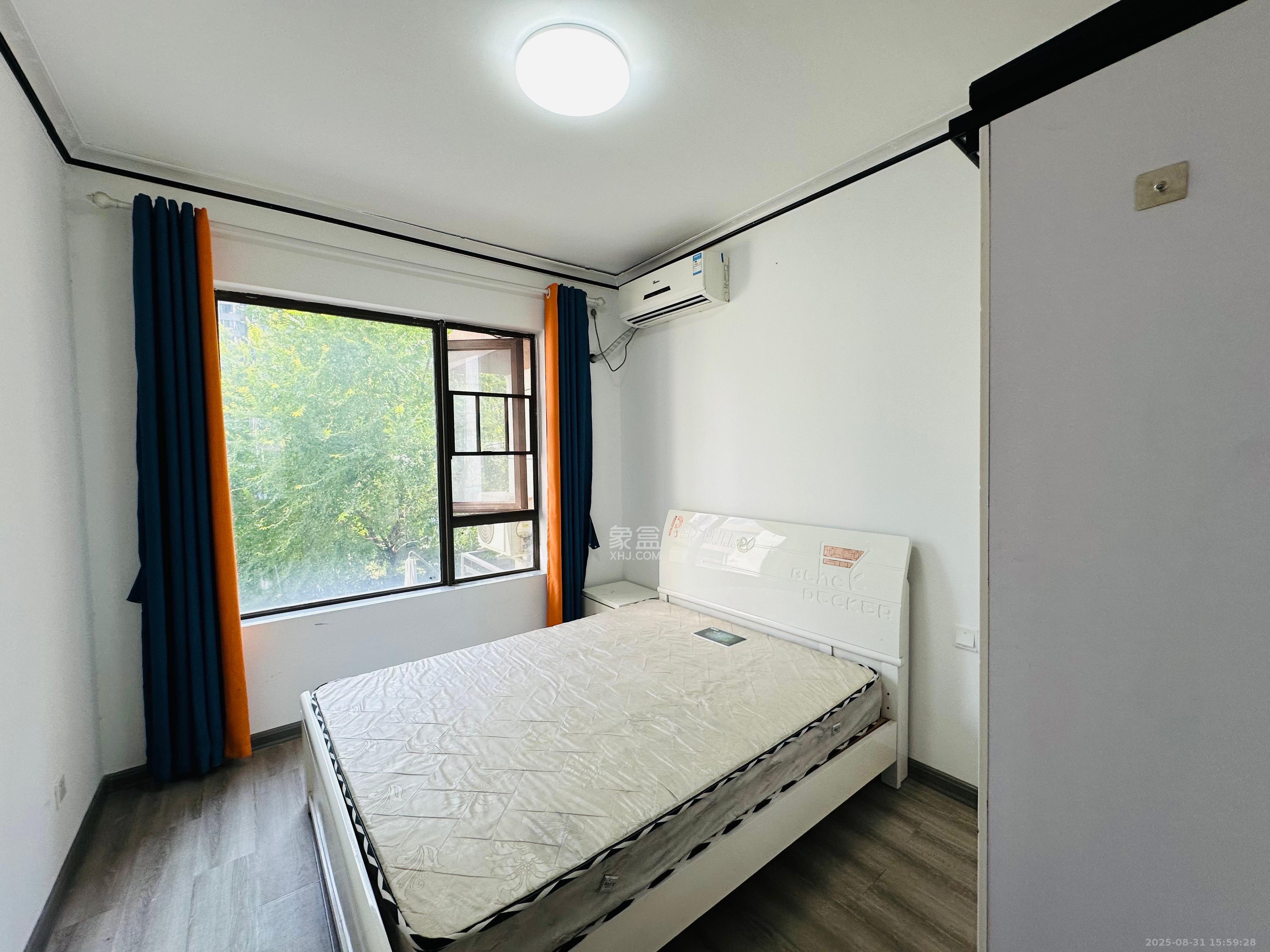 佳兆业云顶梅溪湖(佳兆业梅溪荟)  4室2厅2卫    3500.0元/月 佳兆业云顶梅溪湖(佳兆业梅溪荟)  4室2厅2卫    3500.0元/月室内图