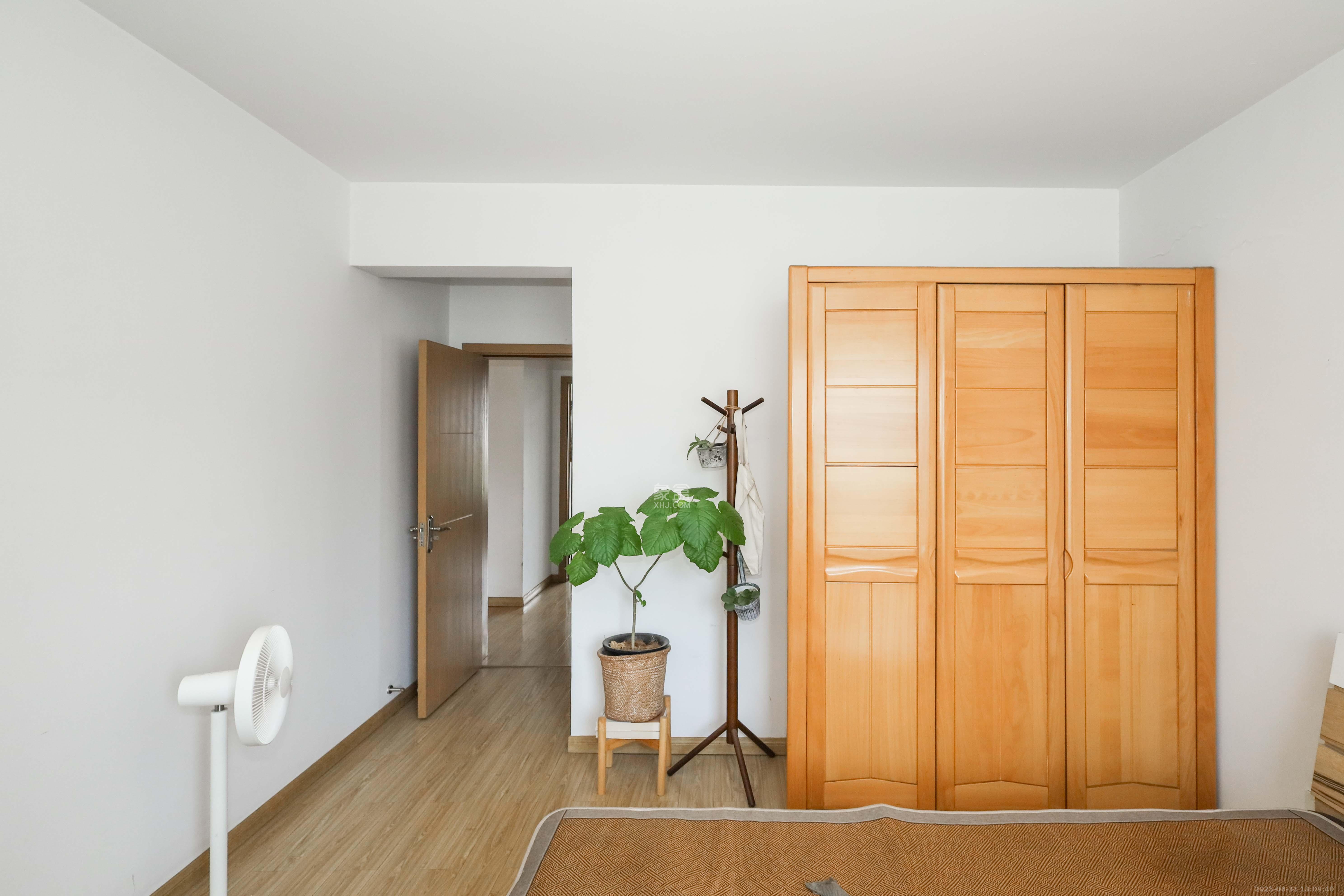 旭辉御府 3室2厅2卫 120.0万 旭辉御府 3室2厅2卫 120.0万卧室