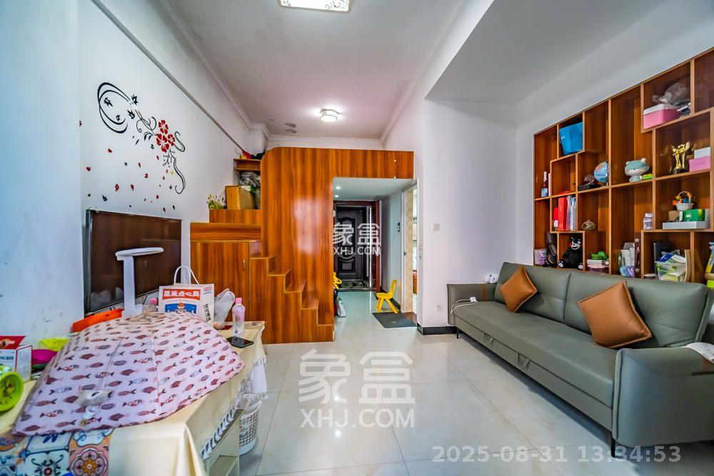 湖湾世景 1室1厅1卫 1200.0元/月 湖湾世景 1室1厅1卫 1200.0元/月室内图