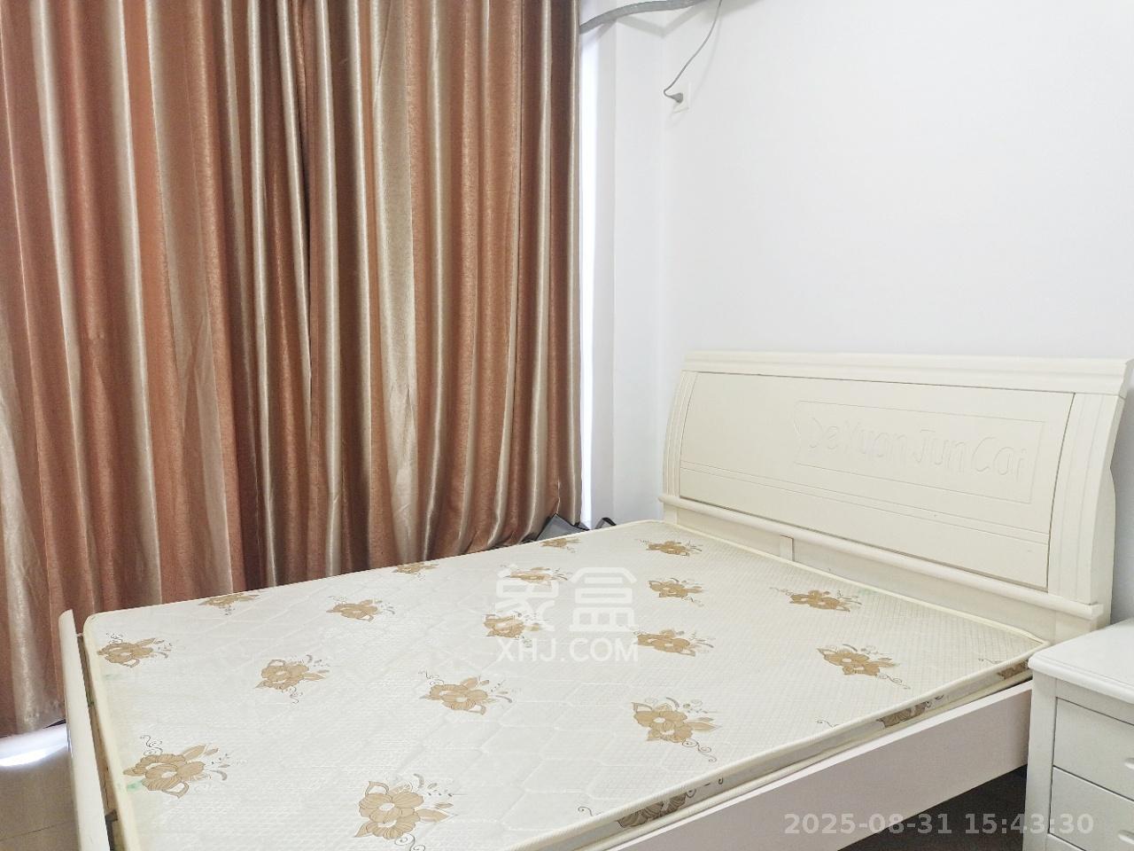 中南红领邦(红星嘉和苑) 3室2厅1卫 1900.0元/月 中南红领邦(红星嘉和苑) 3室2厅1卫 1900.0元/月室内图